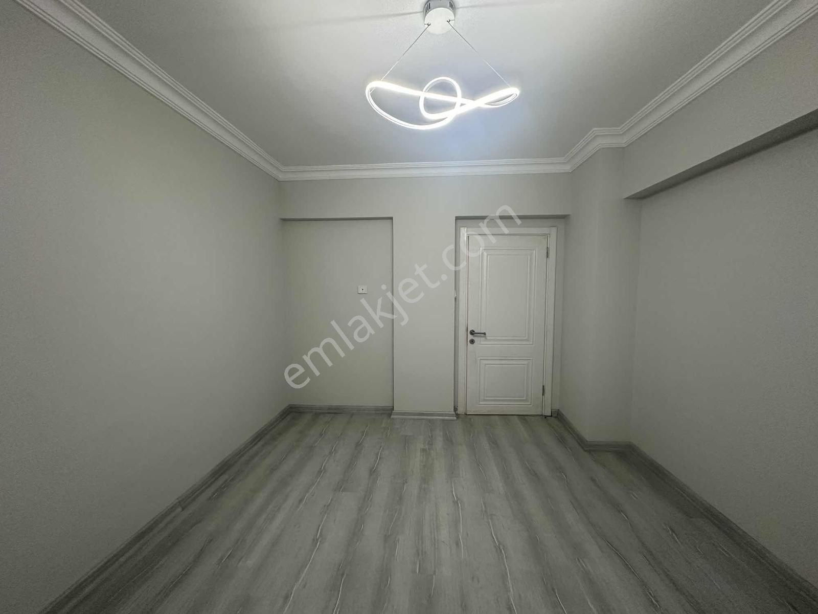 Etimesgut Piyade Mah. Ön Cephe Ara Kat 3+1 Lüks Yapılı Daire - Görsel 22