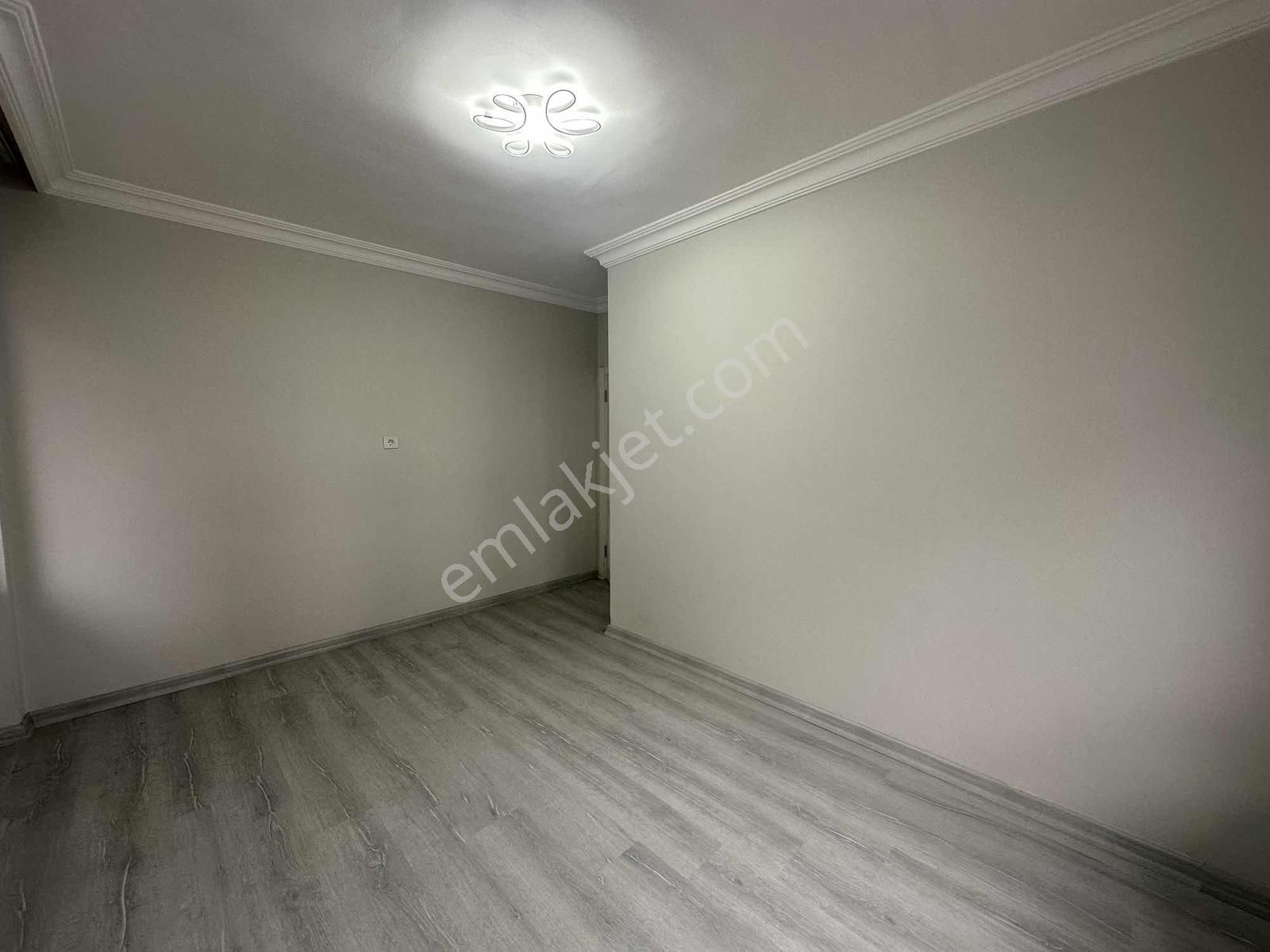 Etimesgut Piyade Mah. Ön Cephe Ara Kat 3+1 Lüks Yapılı Daire - Görsel 18