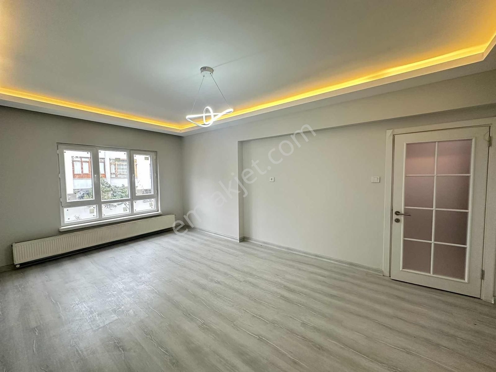 Etimesgut Piyade Mah. Ön Cephe Ara Kat 3+1 Lüks Yapılı Daire - Görsel 16