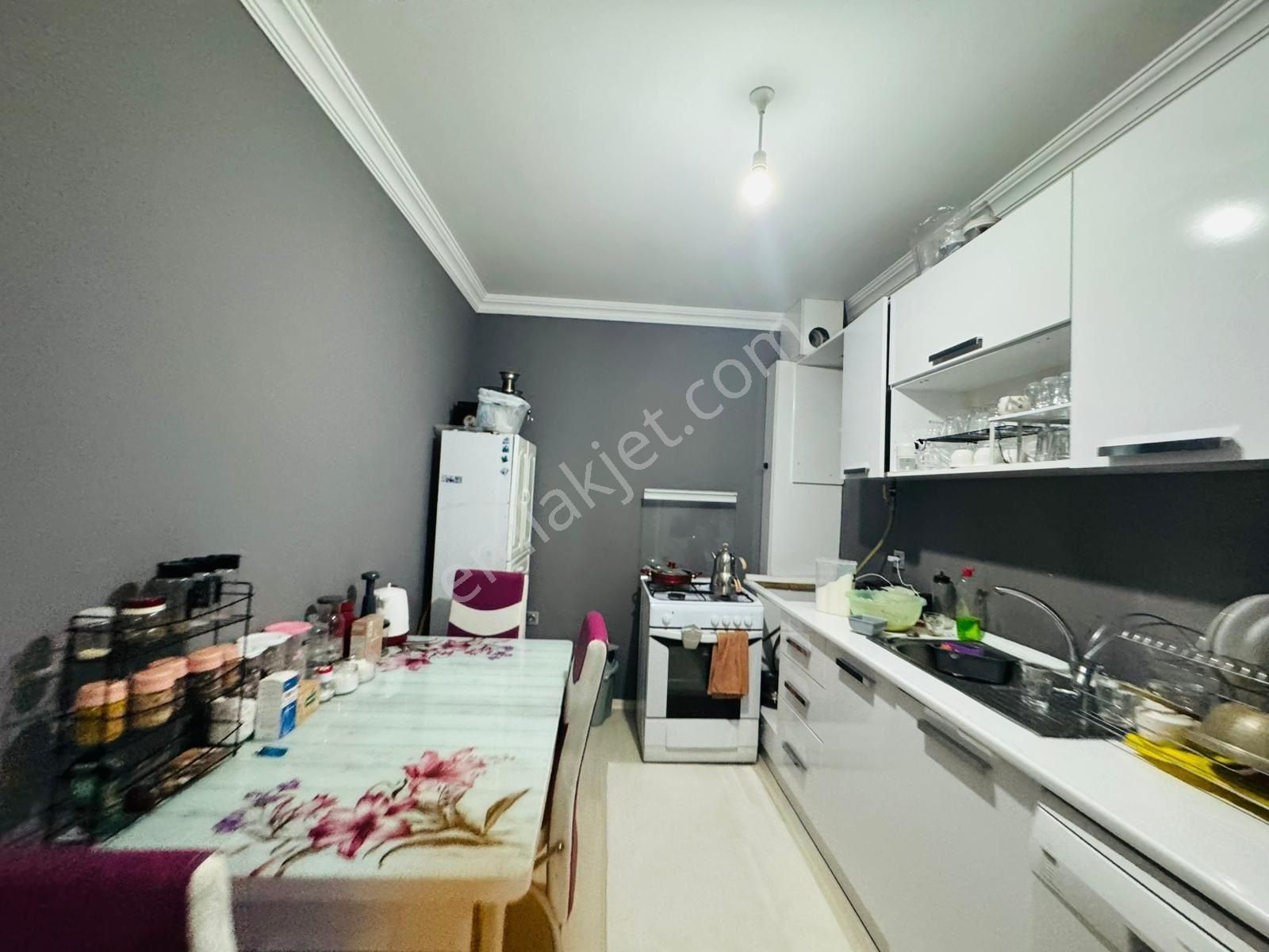 Merpa İnşaat'tan Çerkezköy Tepe'de Site İçi Ayrı Mutfaklı İskanlı,1+1 Ev - Görsel 4