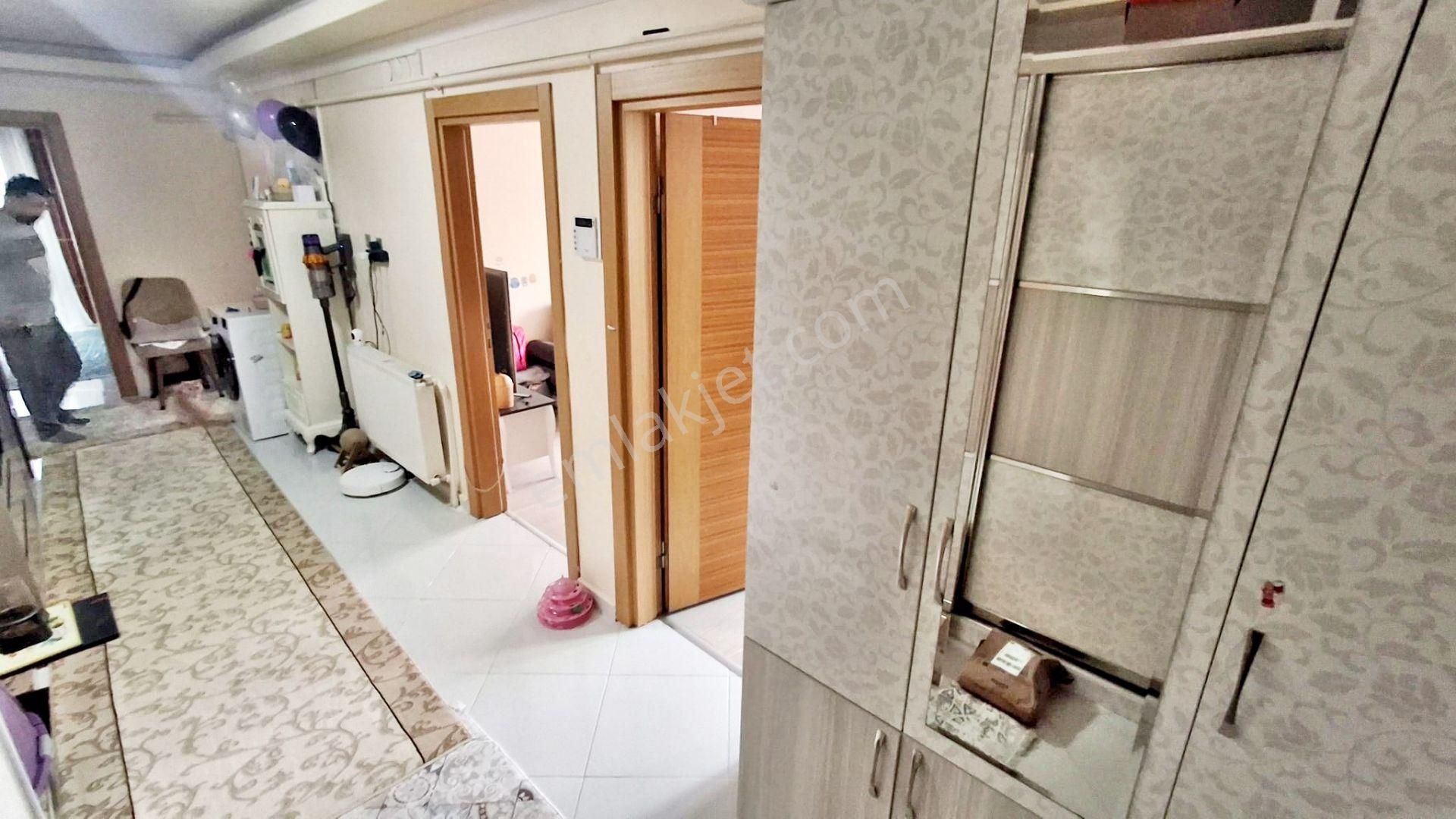 Gold'tan Yayla Merkez Katta Full Yapılı Çok Geniş Acil Satılık 3+1 Daire - Görsel 24