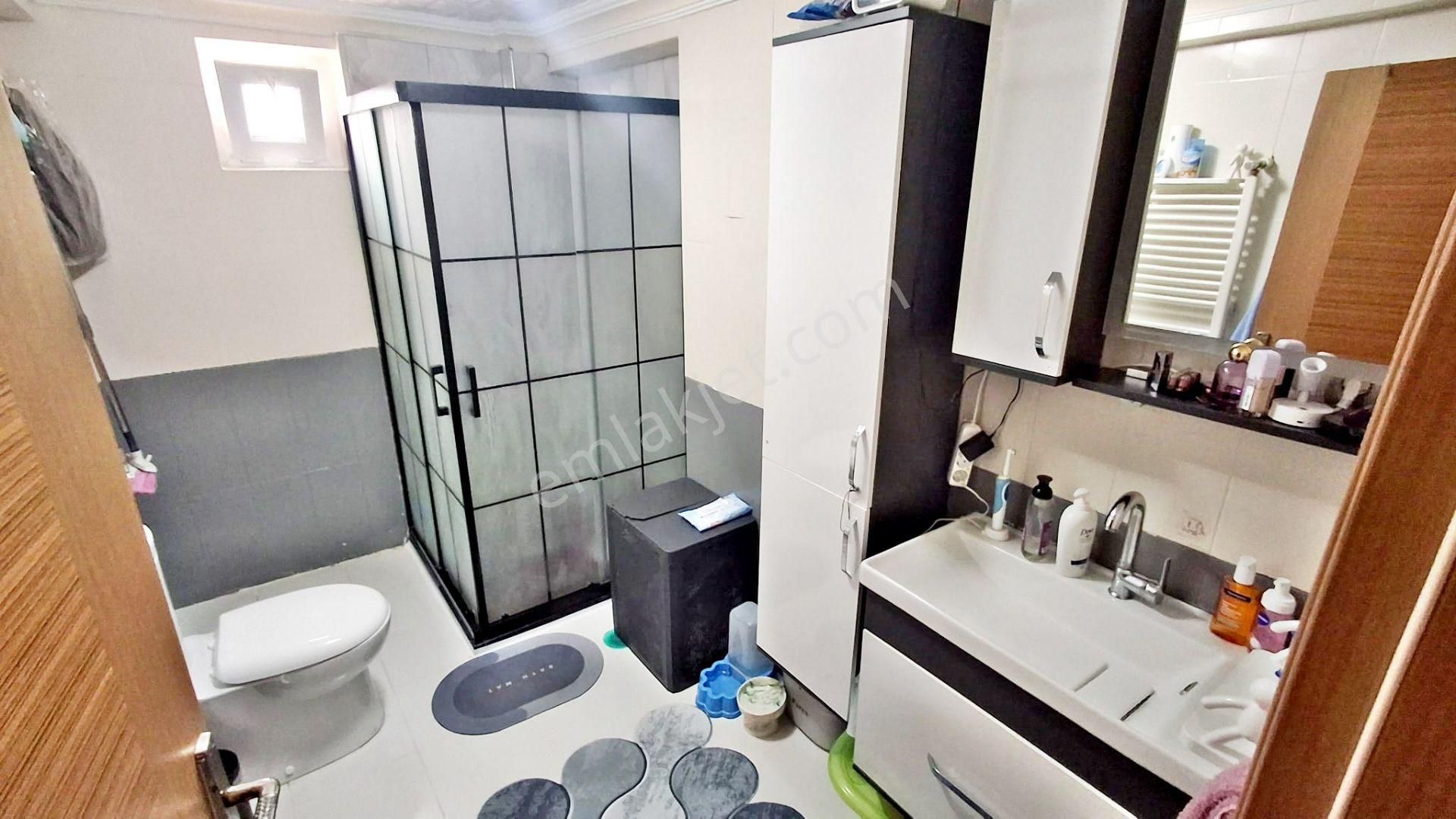 Gold'tan Yayla Merkez Katta Full Yapılı Çok Geniş Acil Satılık 3+1 Daire - Görsel 28