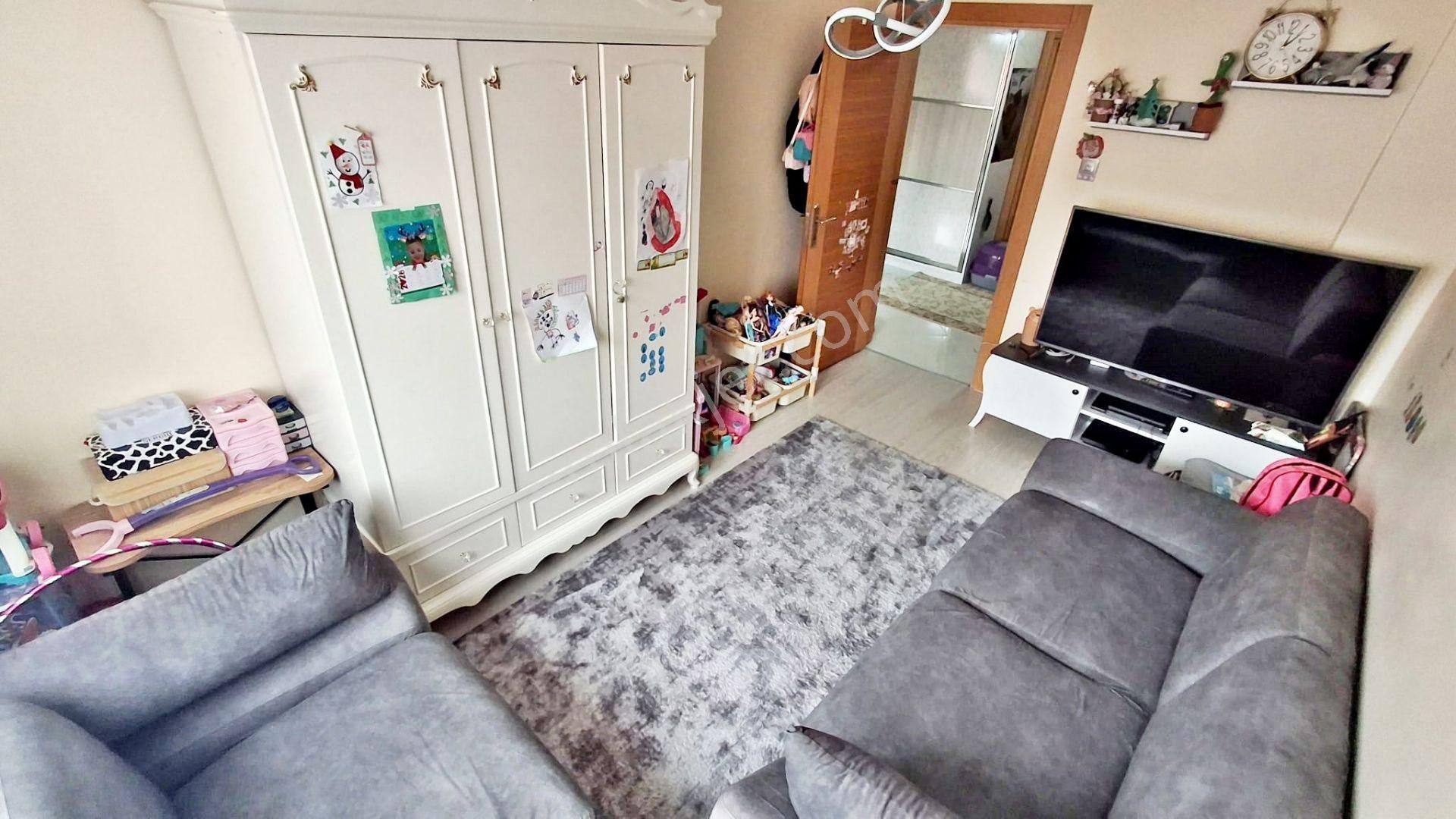 Gold'tan Yayla Merkez Katta Full Yapılı Çok Geniş Acil Satılık 3+1 Daire - Görsel 13