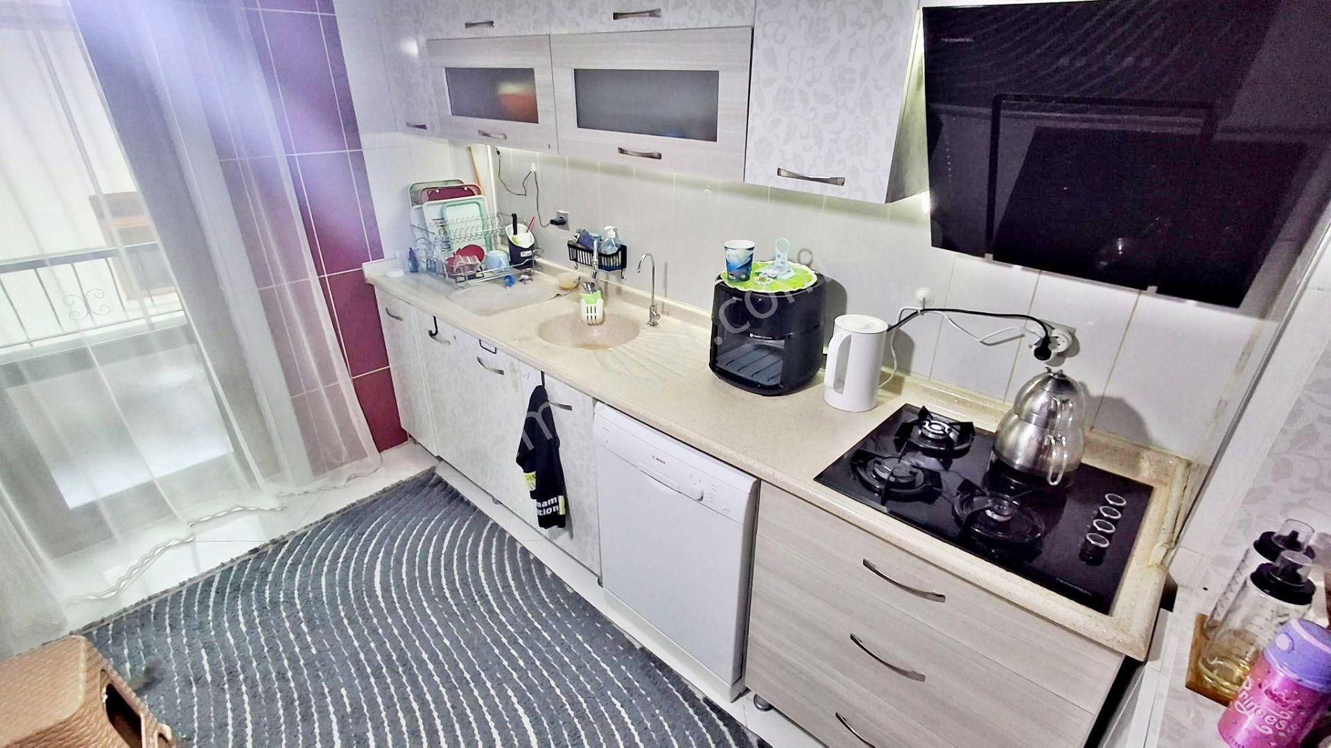 Gold'tan Yayla Merkez Katta Full Yapılı Çok Geniş Acil Satılık 3+1 Daire - Görsel 7