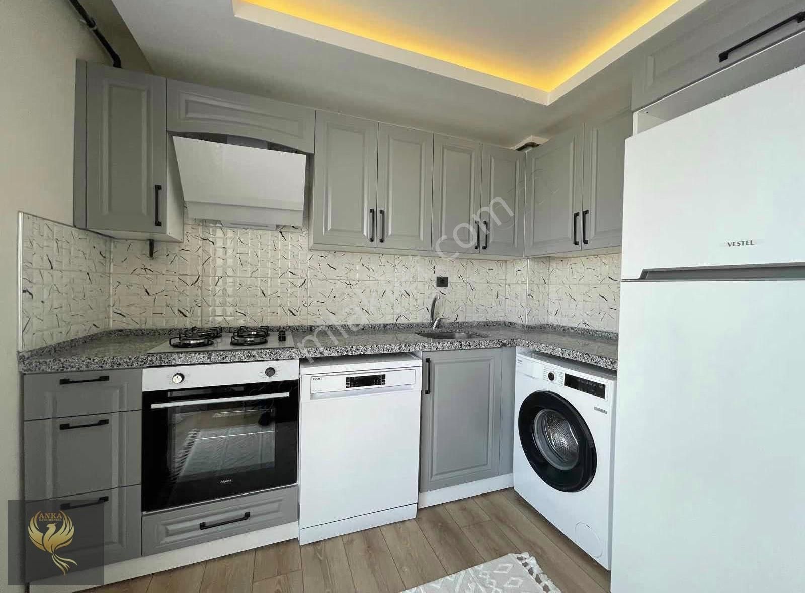 Atakumda Lüks Eşyalı Yüksek Kiracılı Fırsat 1+1 Dairedir - Görsel 4