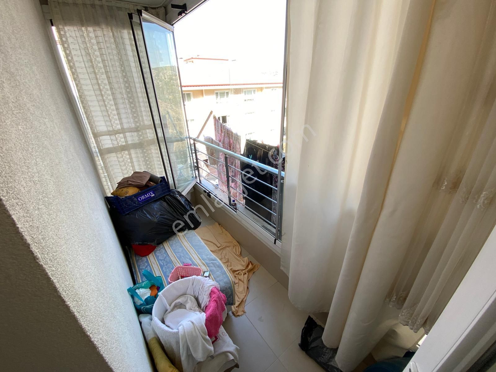 Vatan'dan Bademlik Merkez'de Yeni Bina Asansörlü Orta Kat Manzaralı Satılık 3+1 Daire - Görsel 18