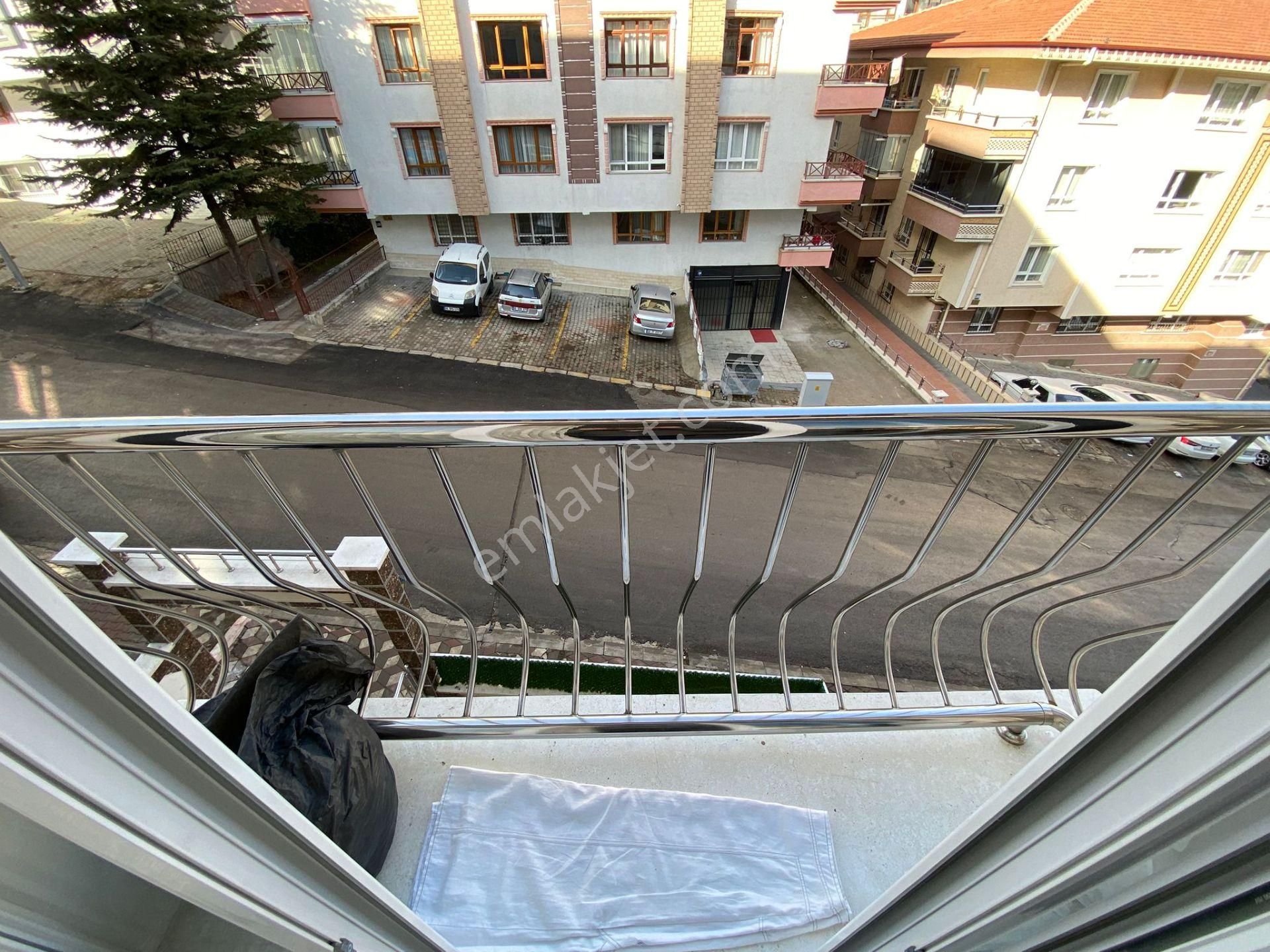 Vatan'dan Bademlik Merkez'de Yeni Bina Asansörlü Orta Kat Manzaralı Satılık 3+1 Daire - Görsel 22
