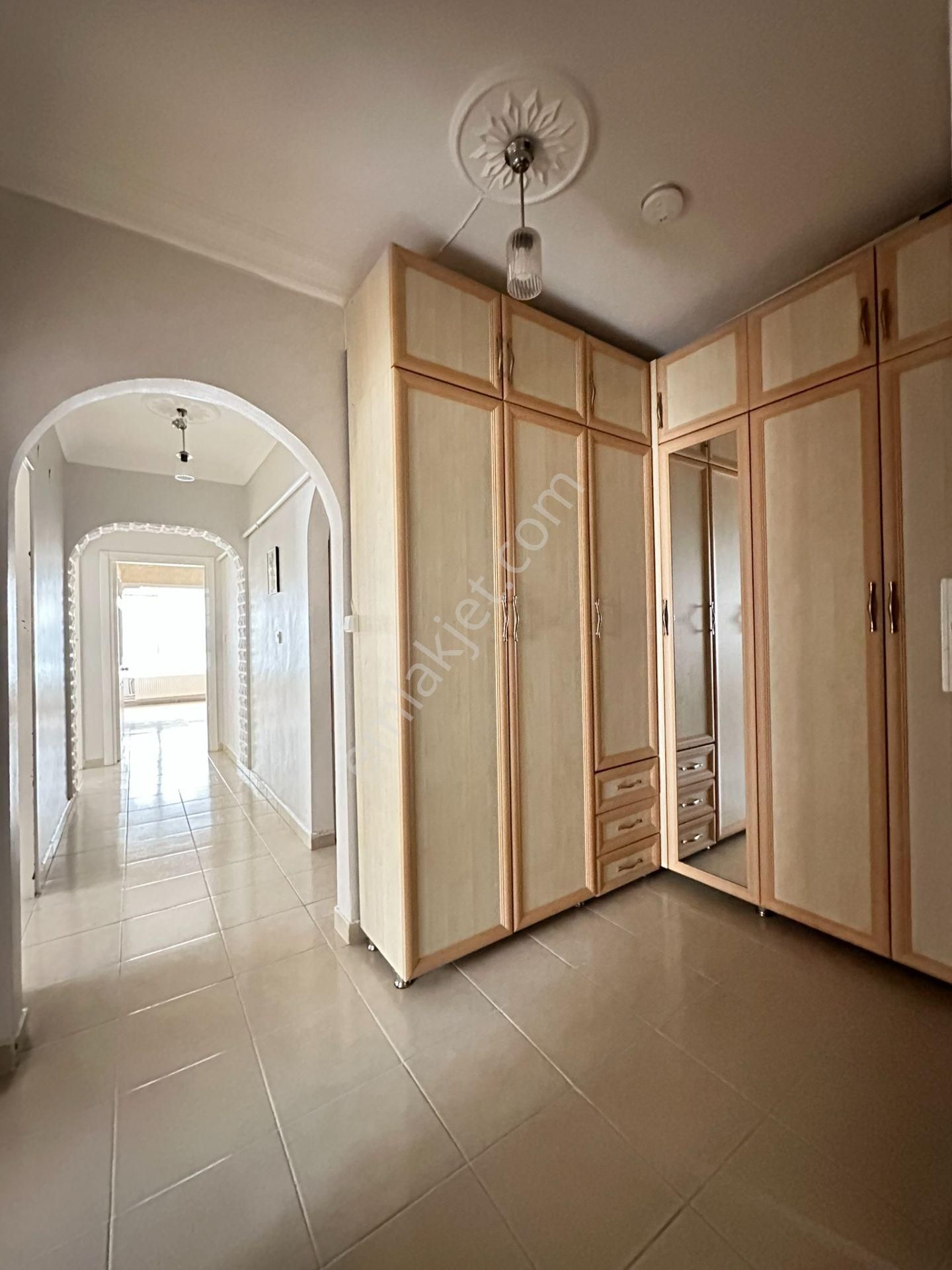 Pursaklar Mehmet Zengin Emlak'tan Fatih Mah. 3.kat 3+1 Uygun Fiyata Yapılı Masrafsız Daire - Görsel 27