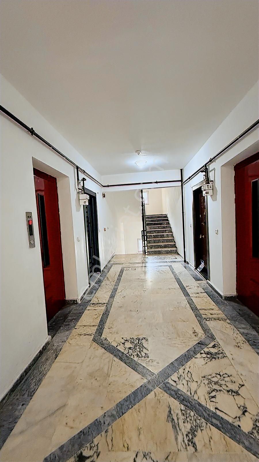 Vista Yapı'dan Metrobüse Yürüme Mesafesinde Site İçerisinde 3+1 - Görsel 35