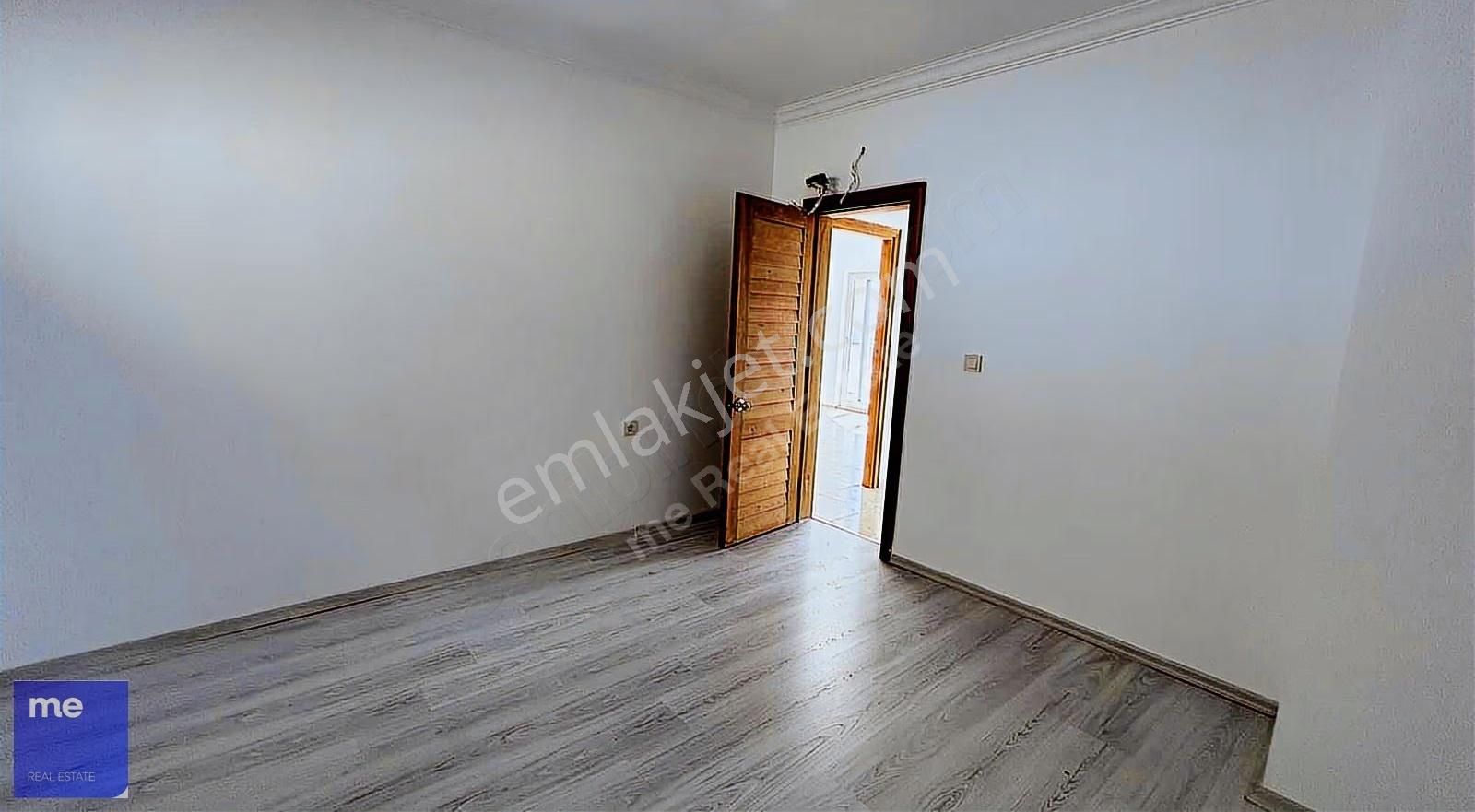 Konacık Site İçinde 3+1 Yıllık Kiralık Deniz Manzaralı Daire - Görsel 2