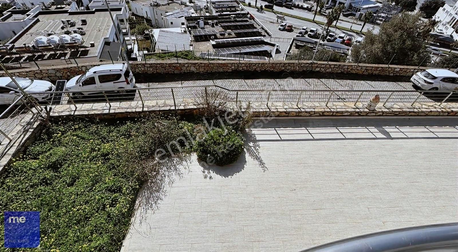 Konacık Site İçinde 3+1 Yıllık Kiralık Deniz Manzaralı Daire - Görsel 14