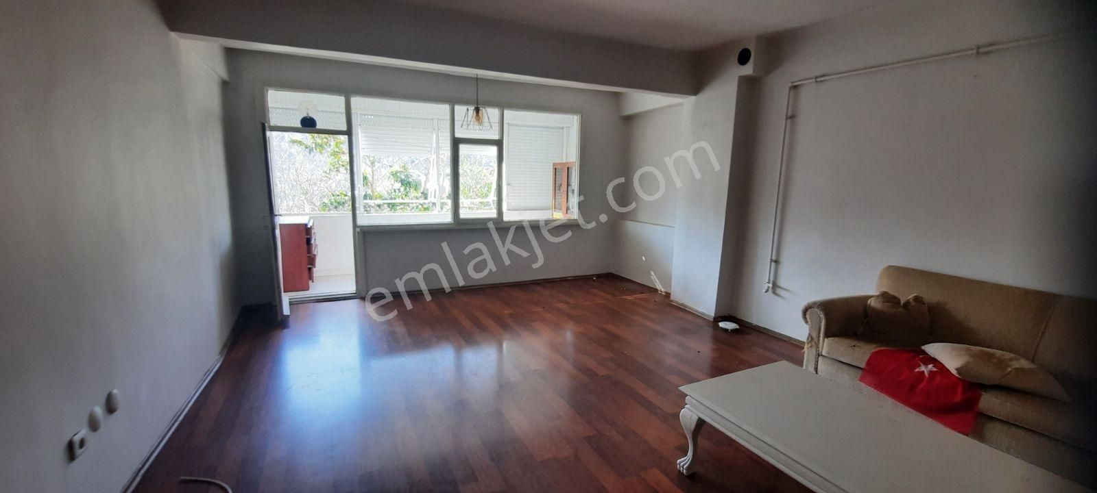 İstinye Sahile Yakın 2+1 90m2 - Görsel 6