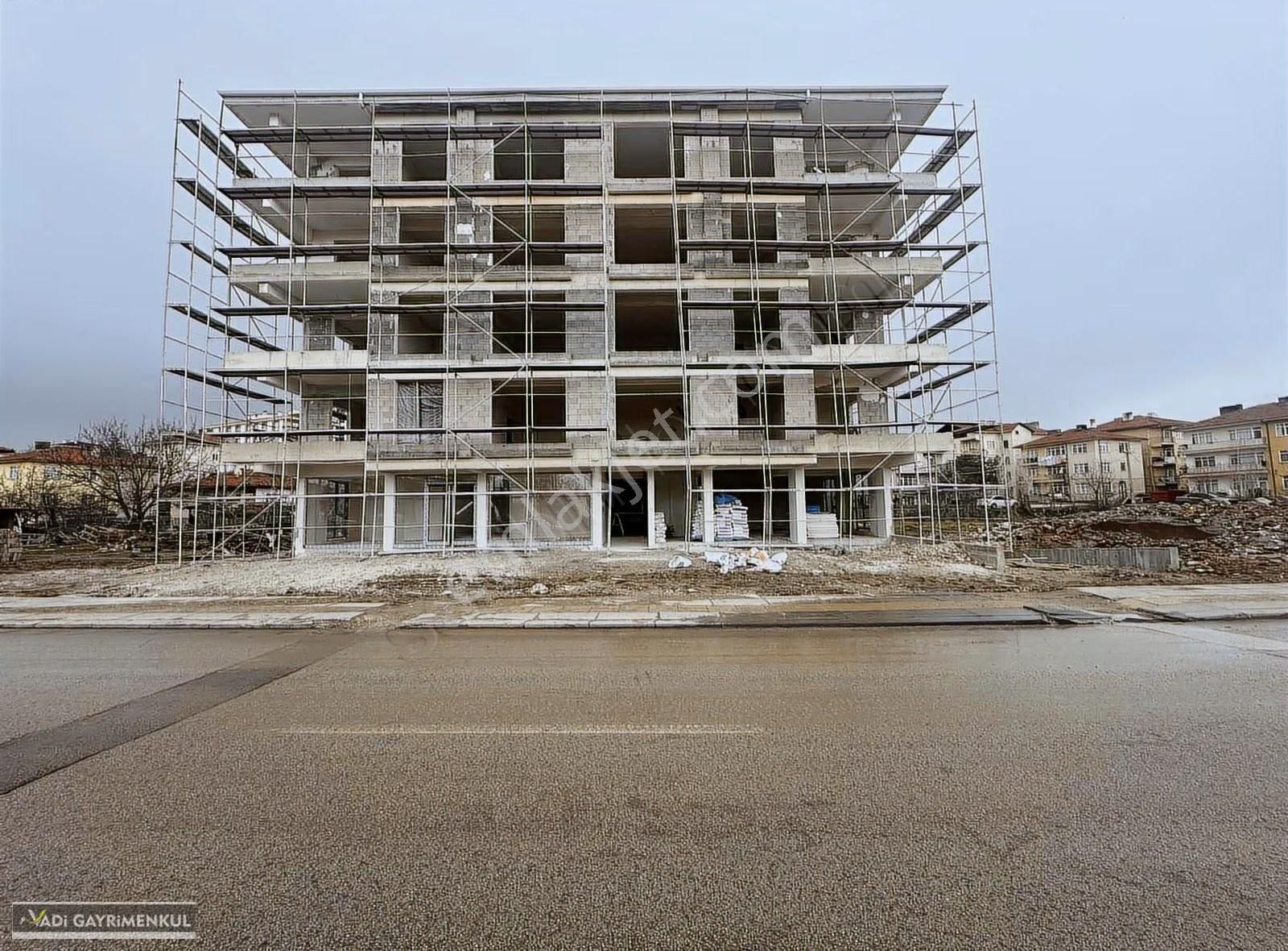 Karagöl Caddesinde Merkeze 5dakika Site Konseptinde 4+1 Daireler - Görsel 5