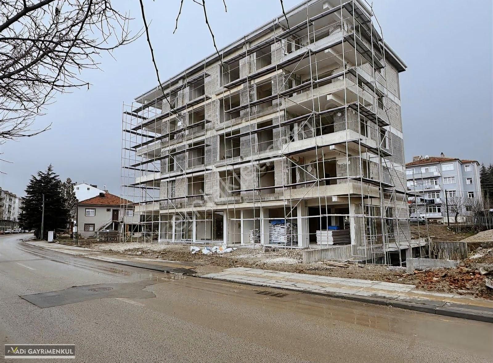 Karagöl Caddesinde Merkeze 5dakika Site Konseptinde 4+1 Daireler - Görsel 6