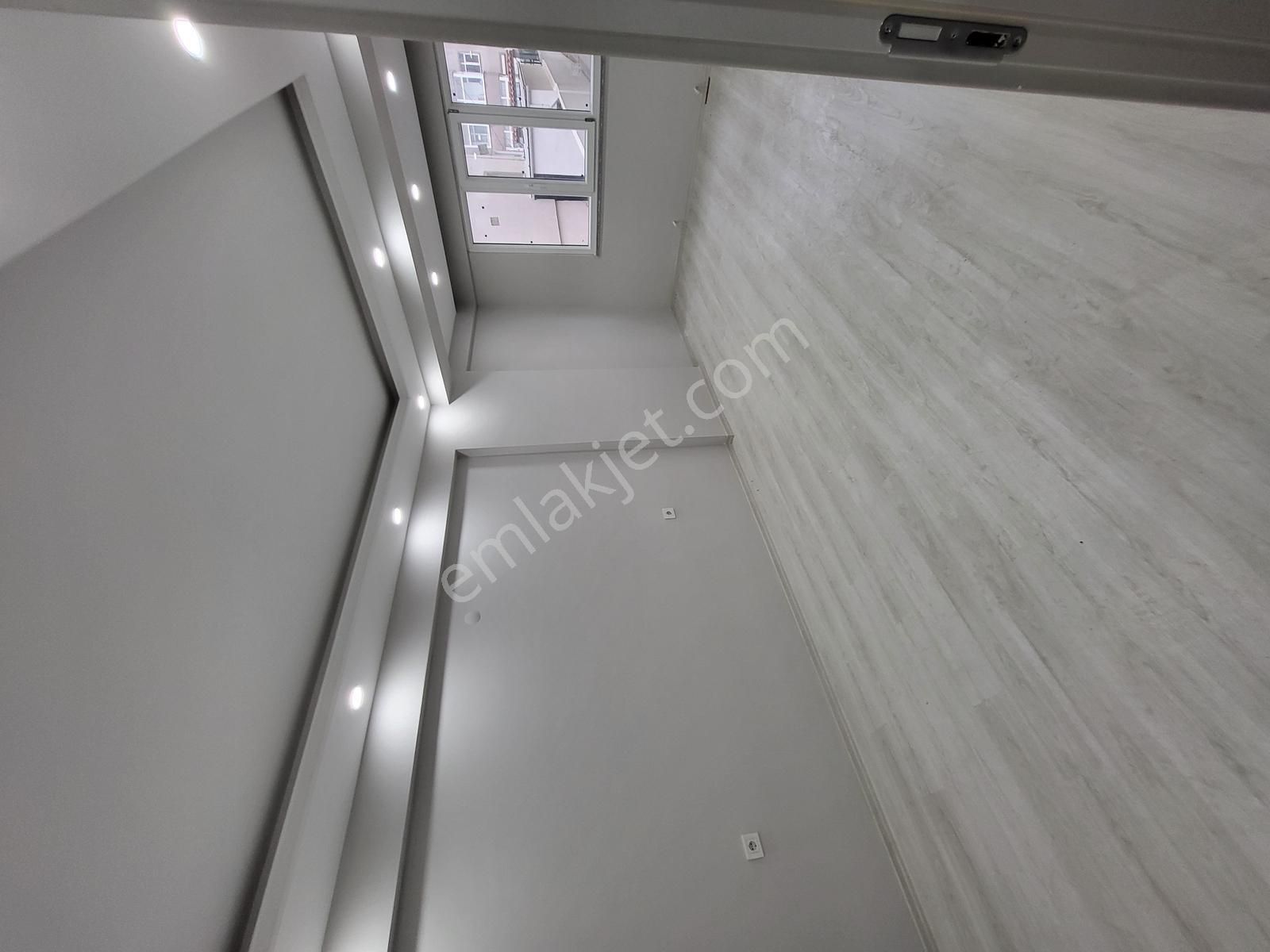 Yenimahallede Satılık Sıfır 2+1 75 M² Giriş Kat Otoparklı Daire - Görsel 14