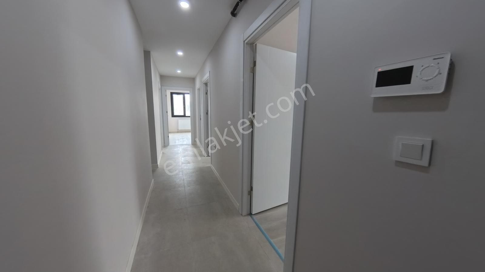 Sultanbeyli Orhangazi Mah. 3+1 Arakat 91 M² Satılık Sıfır Daire - Görsel 15