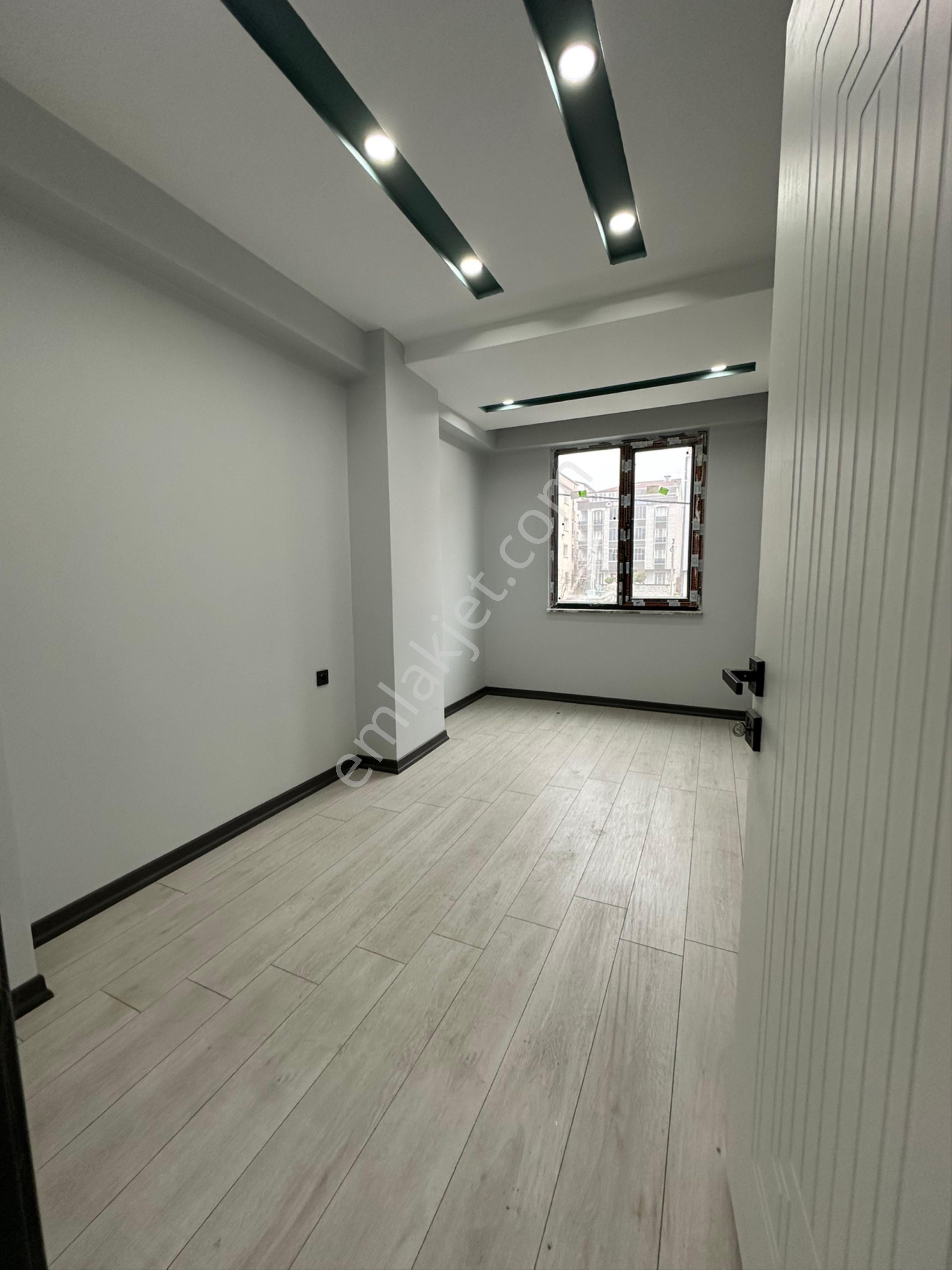Kapaklı Vatan Mah Devlet Hastanesi Arkası Otoparklı - Görsel 18
