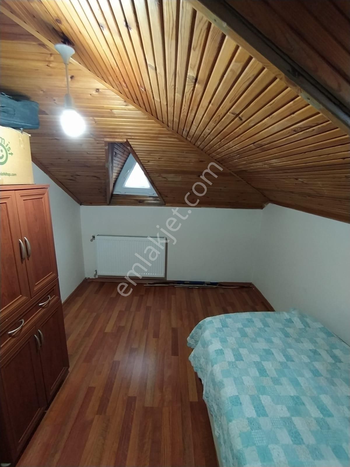 Mertcan Dan Uğurmumcu Mah Manzaralı 1+1 Çatı Katı Fırsat Kiralık - Görsel 10