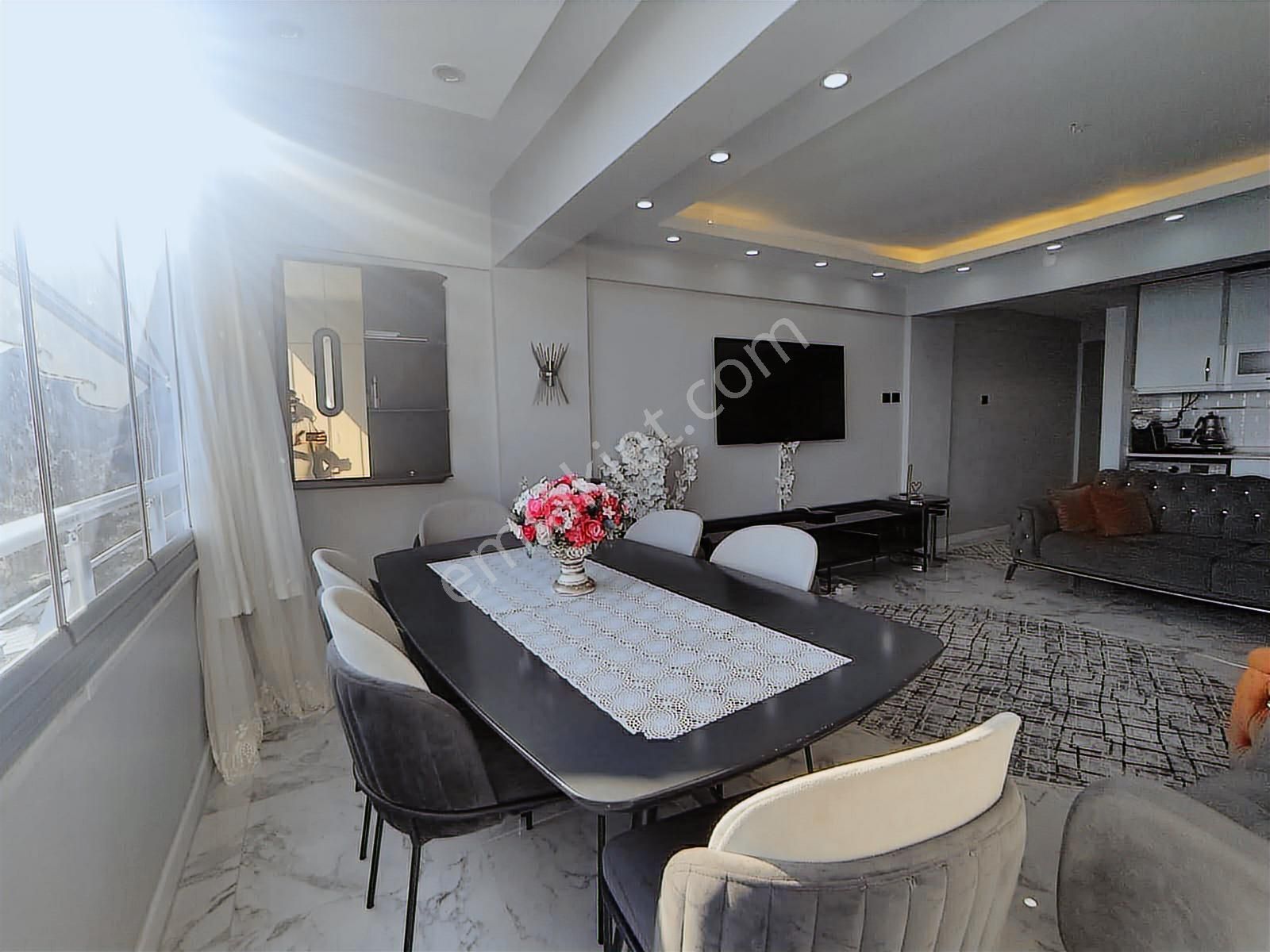 Yakamoz Emlak'tan Büyük Kumla'da Satılık 1+1 Eşyalı Daire - Görsel 5