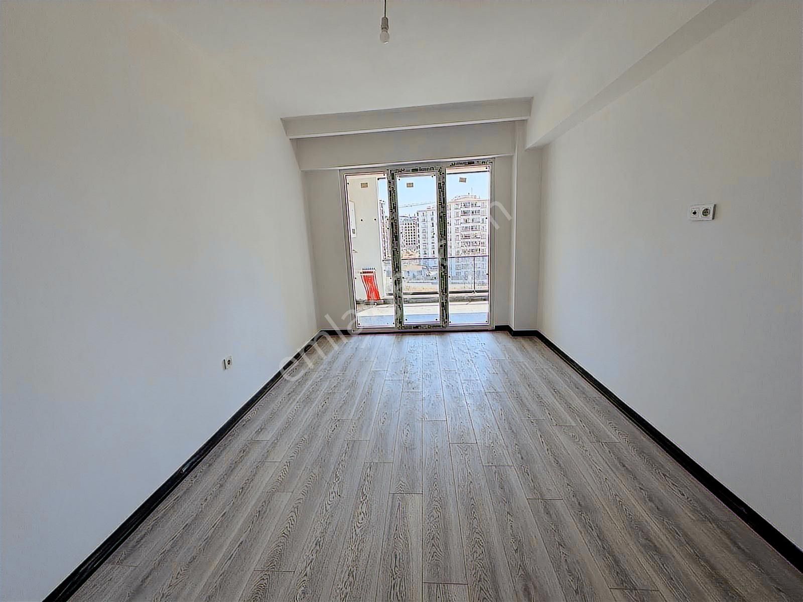 Turyap Hürriyetten İzsiz Towers Da 3.kat 3+1 Kiralık Daire - Görsel 18