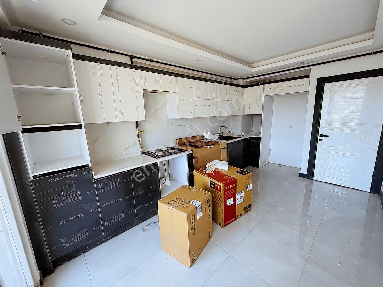 Turyap Hürriyetten İzsiz Towers Da 3.kat 3+1 Kiralık Daire - Görsel 10