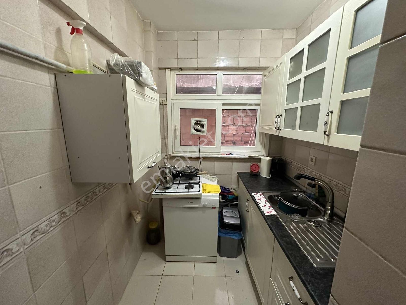 Valide-i Atik Mahallesinde Geniş 2+1 Daire - Görsel 7