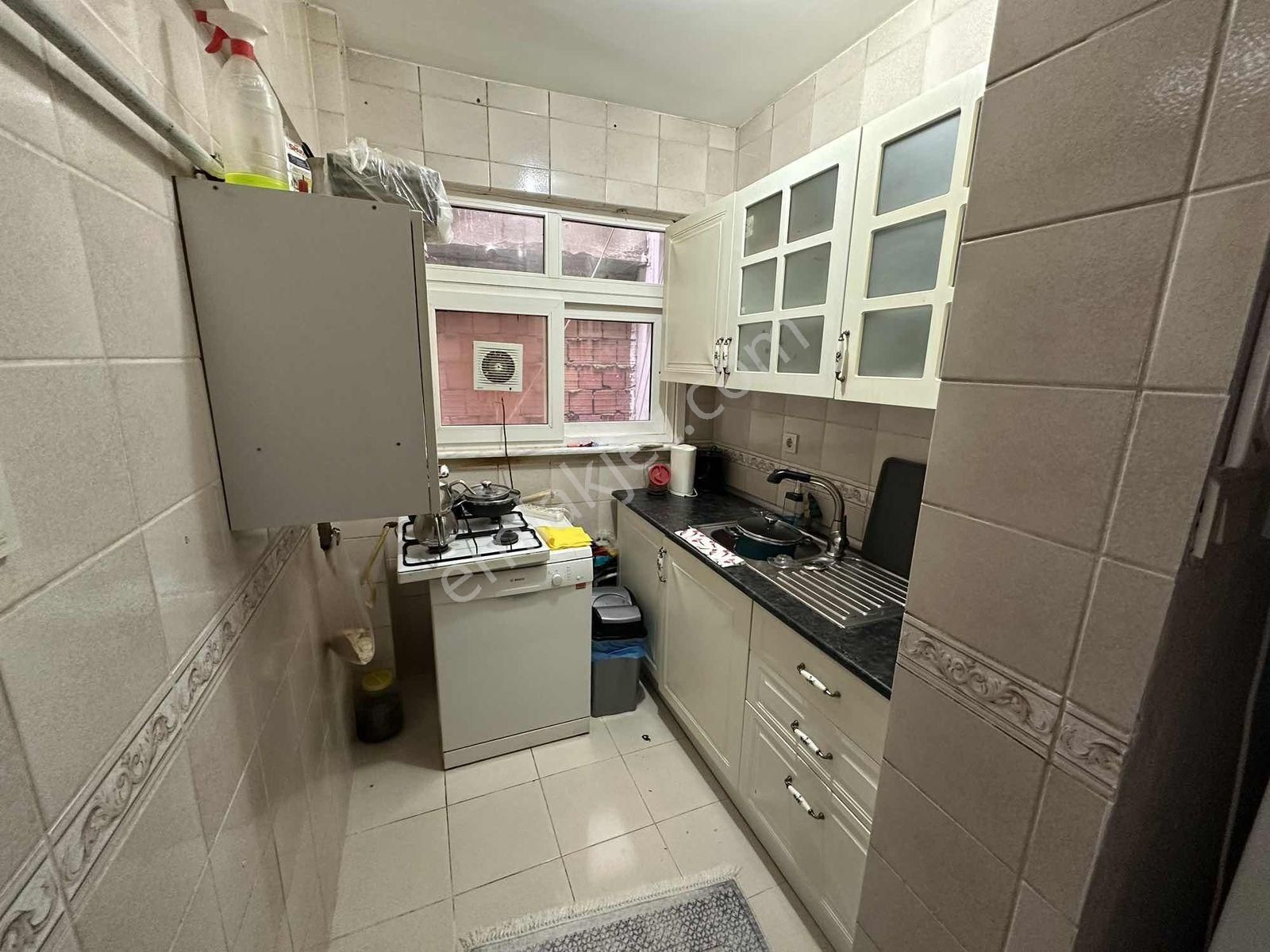 Valide-i Atik Mahallesinde Geniş 2+1 Daire - Görsel 10