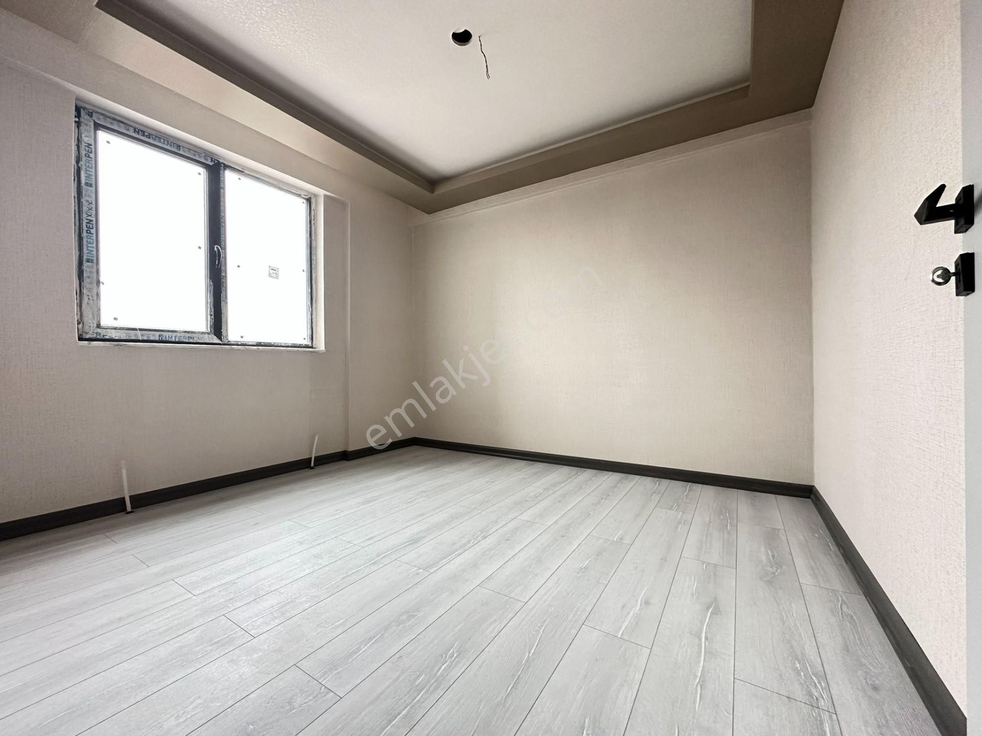 Pursaklar Mehmet Zengin Emlak'tan Kapalı Otoparklı 3 Banyolu 12.kat 4+1 Sitede Dubleks Daire - Görsel 27