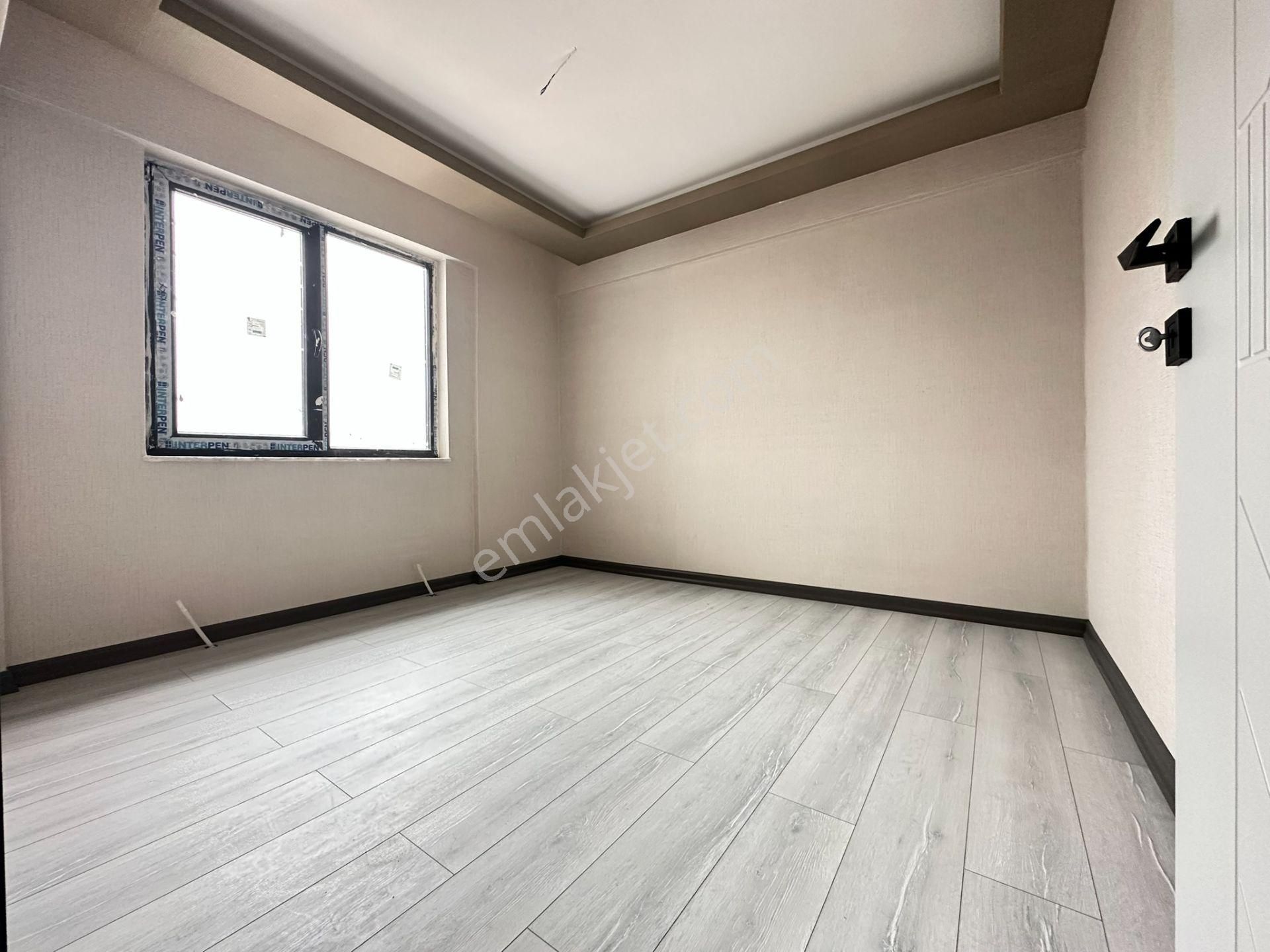 Pursaklar Mehmet Zengin Emlak'tan Kapalı Otoparklı 3 Banyolu 12.kat 4+1 Sitede Dubleks Daire - Görsel 22