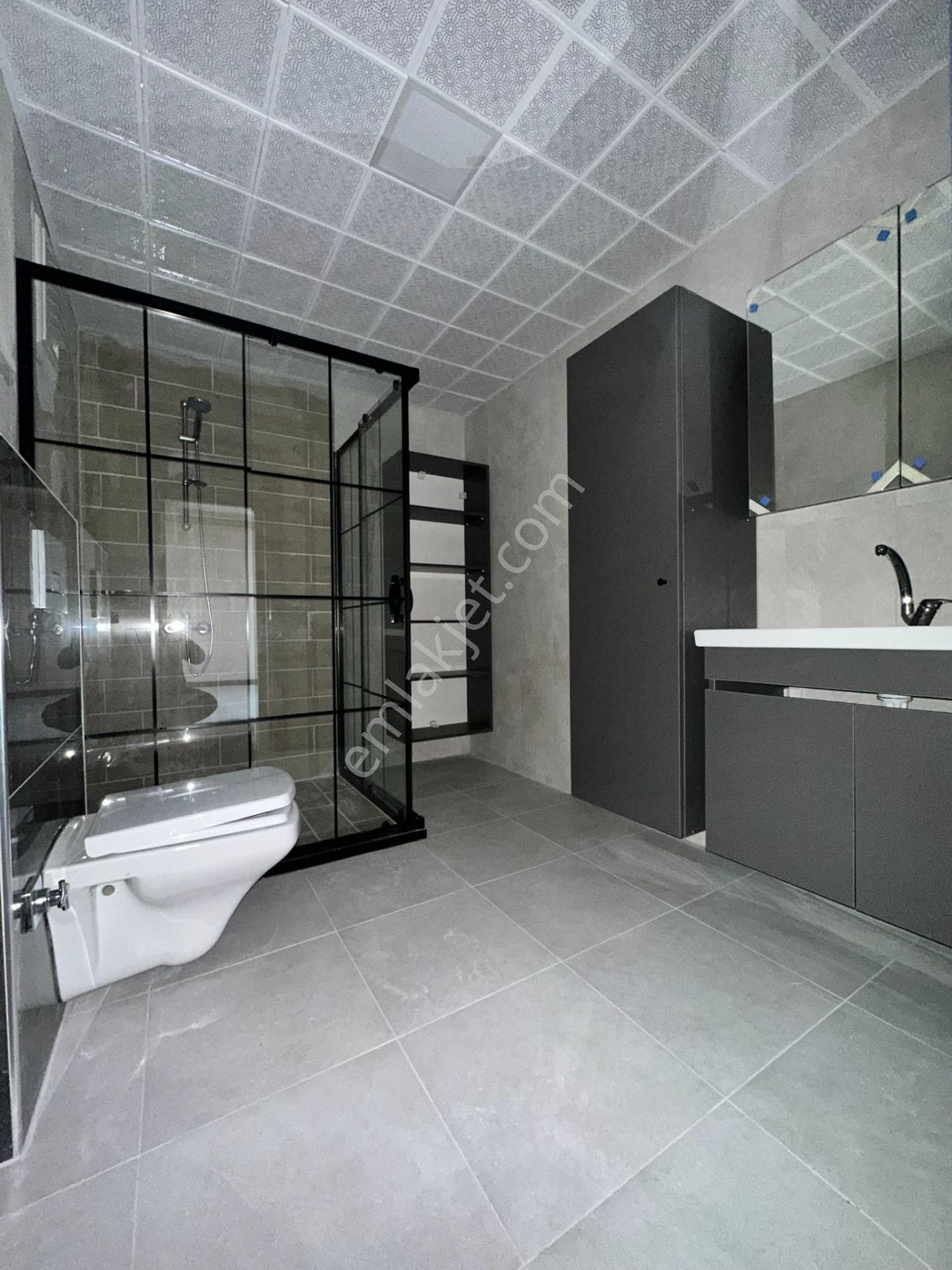 Pursaklar Mehmet Zengin Emlak'tan Kapalı Otoparklı 3 Banyolu 12.kat 4+1 Sitede Dubleks Daire - Görsel 33