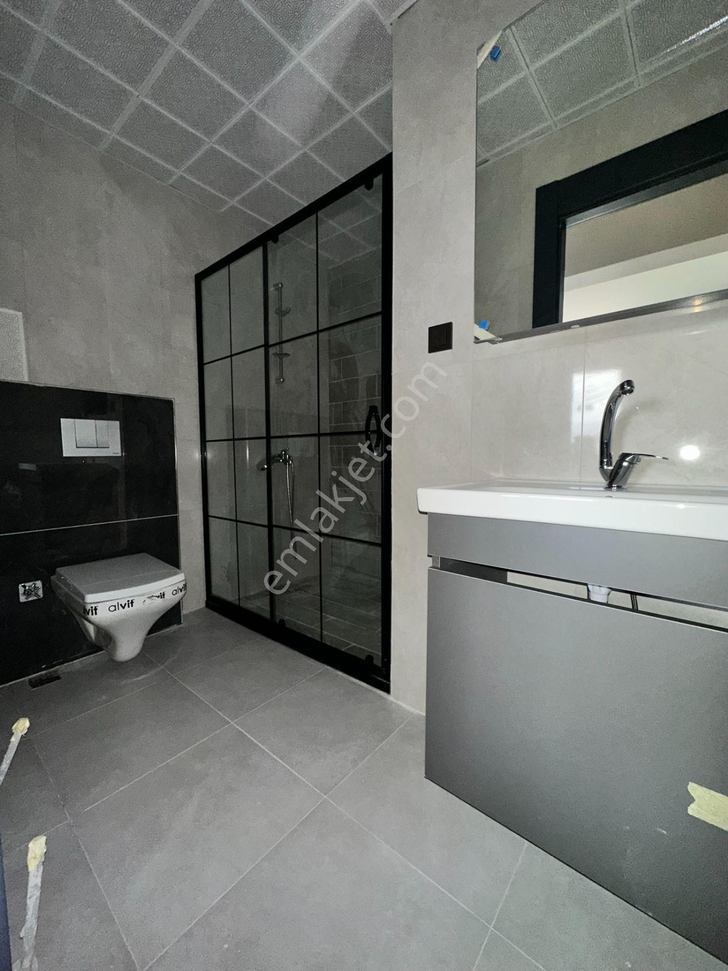 Pursaklar Mehmet Zengin Emlak'tan Kapalı Otoparklı 3 Banyolu 12.kat 4+1 Sitede Dubleks Daire - Görsel 36