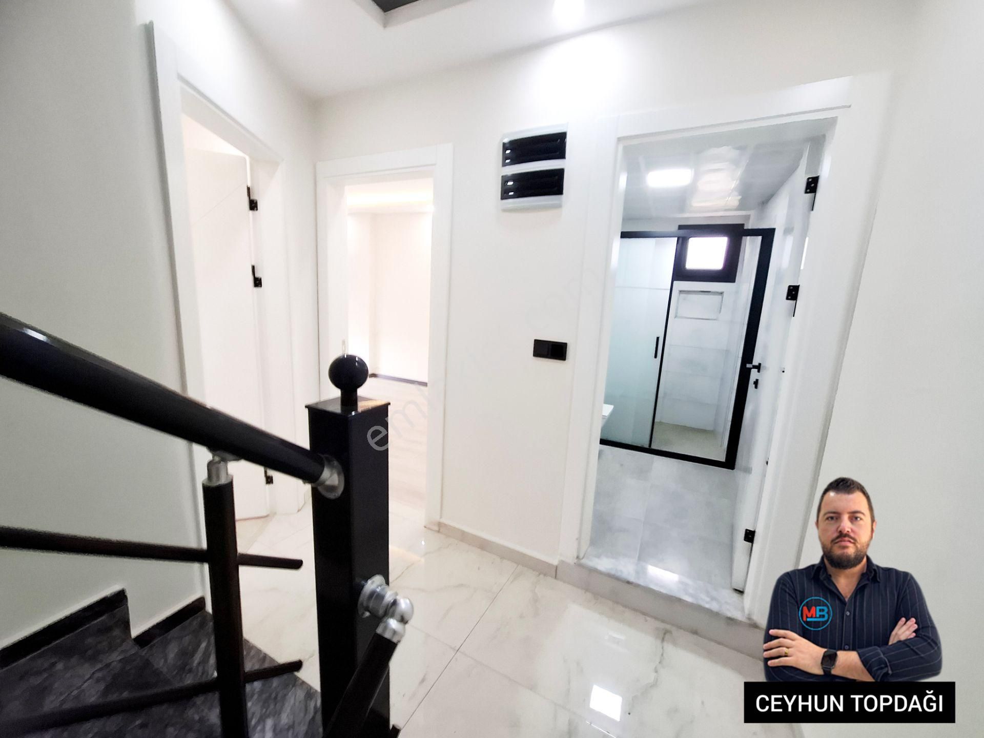 Didimde Satılık 3+1 Geniş Kullanışlı Tripleks Ön Cephe Müstakil Bahçeli Villa ! - Görsel 13