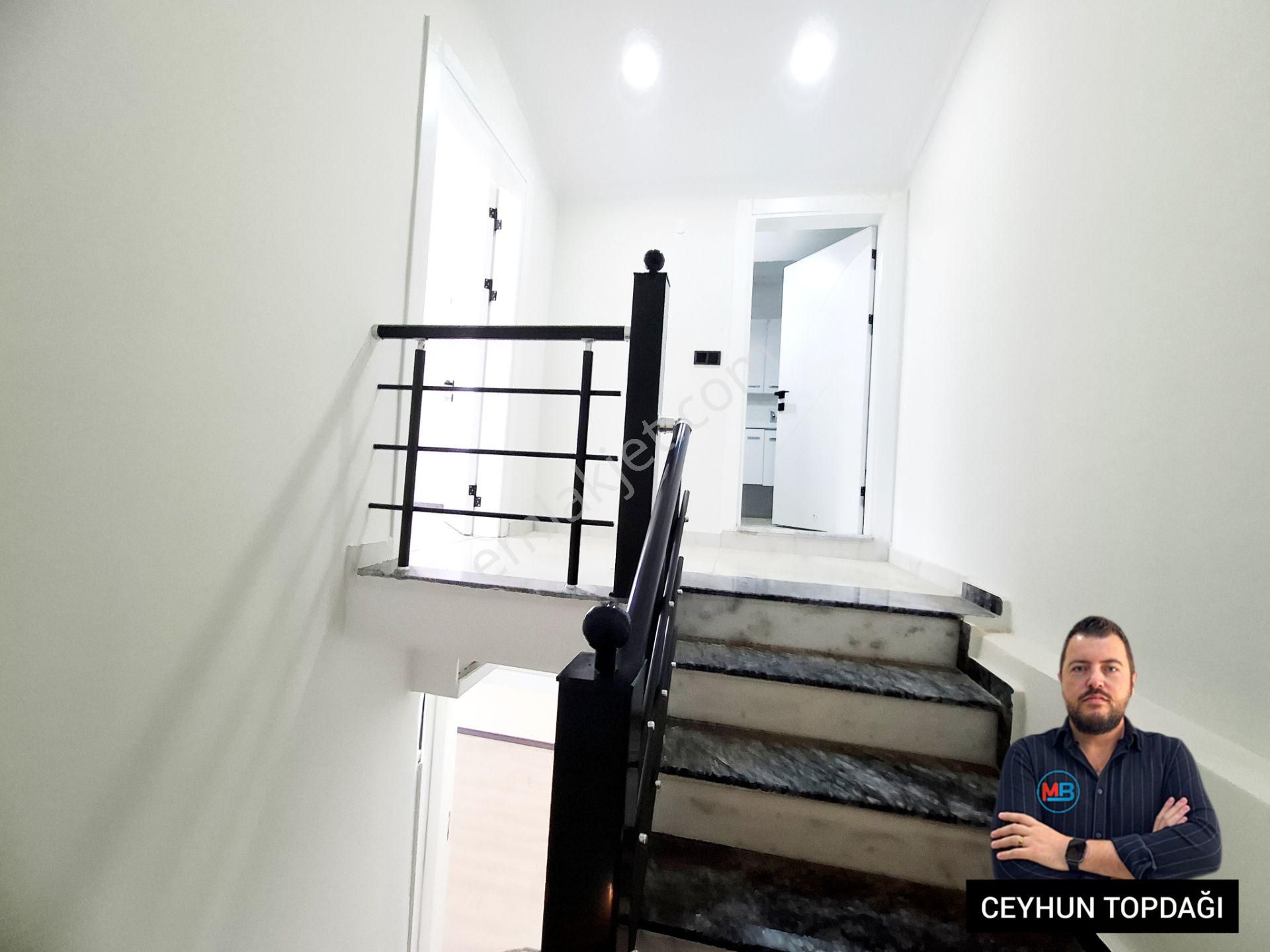 Didimde Satılık 3+1 Geniş Kullanışlı Tripleks Ön Cephe Müstakil Bahçeli Villa ! - Görsel 23