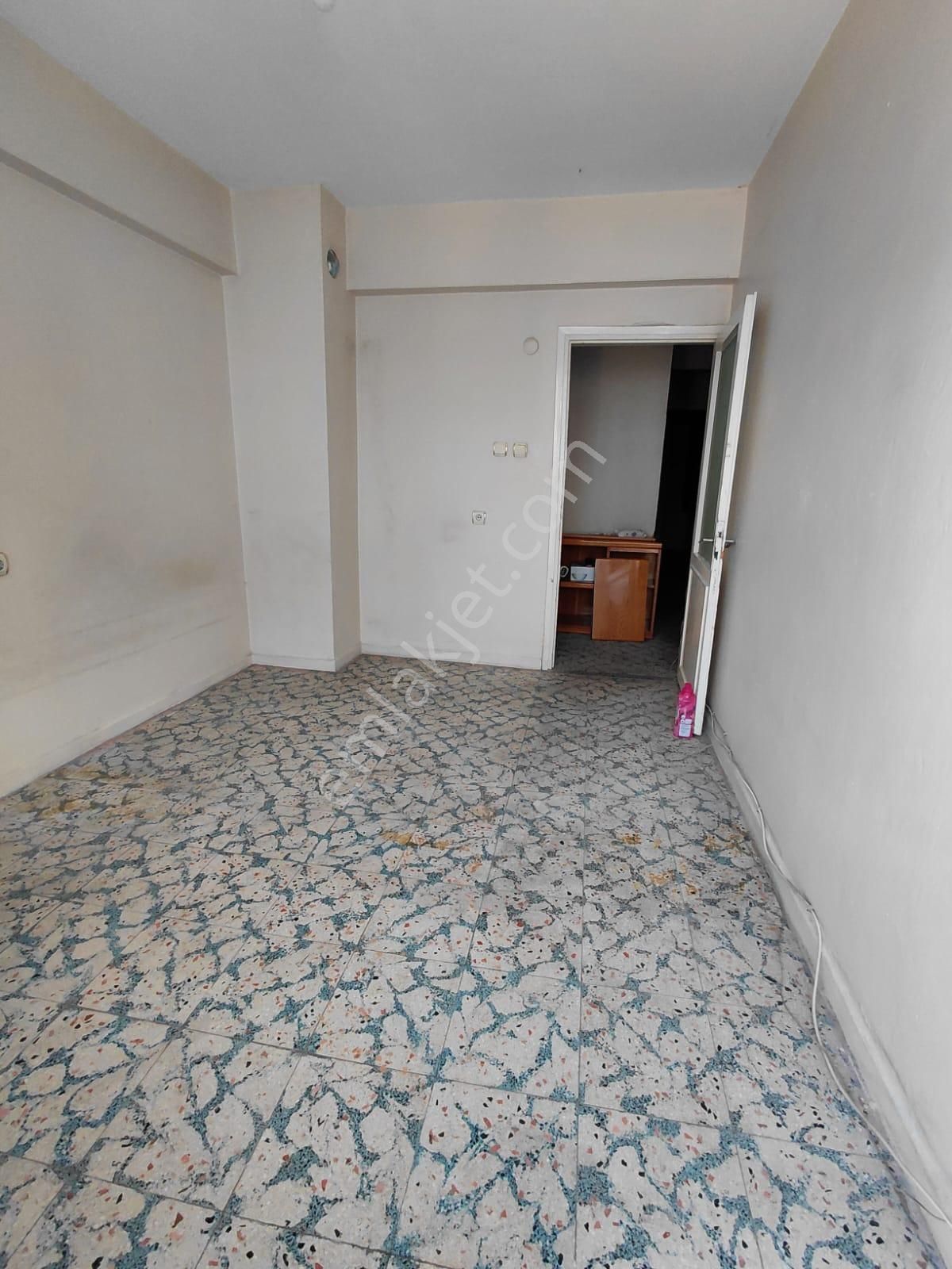 Katip Çelebi Hastanesi Yakını 2+1 Arakat F Aydınlık - Görsel 23