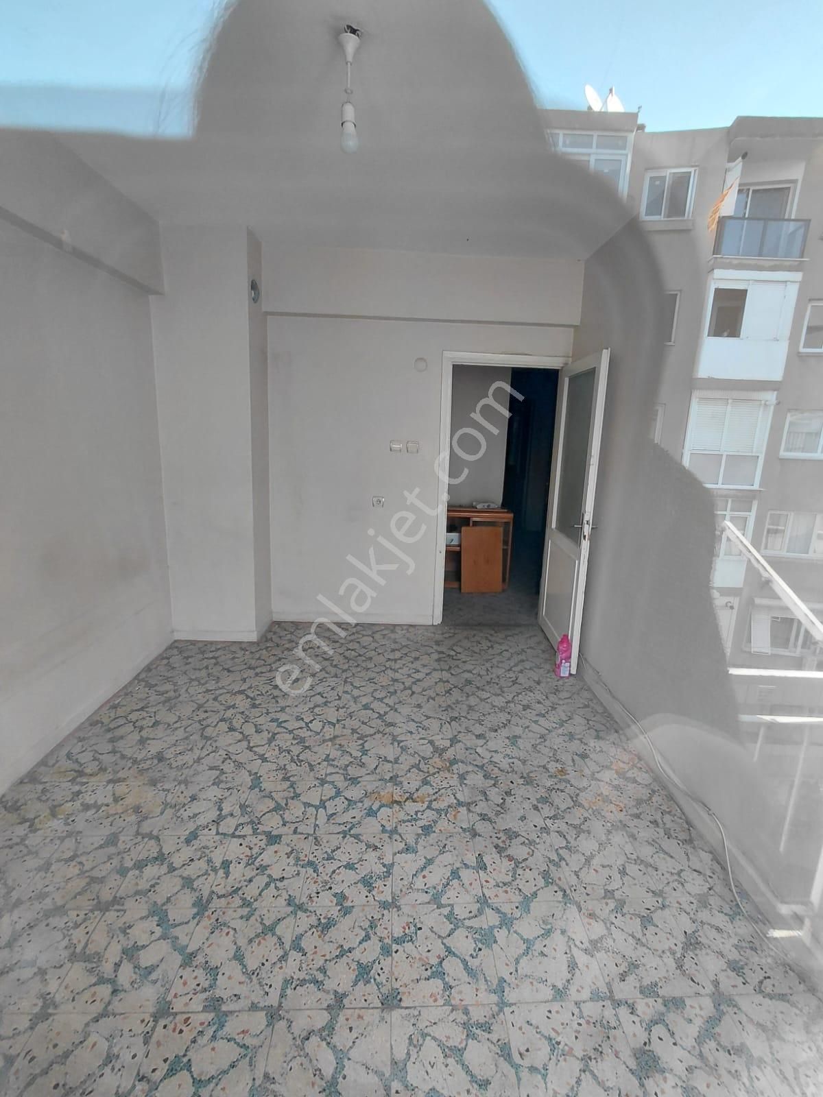 Katip Çelebi Hastanesi Yakını 2+1 Arakat F Aydınlık - Görsel 19