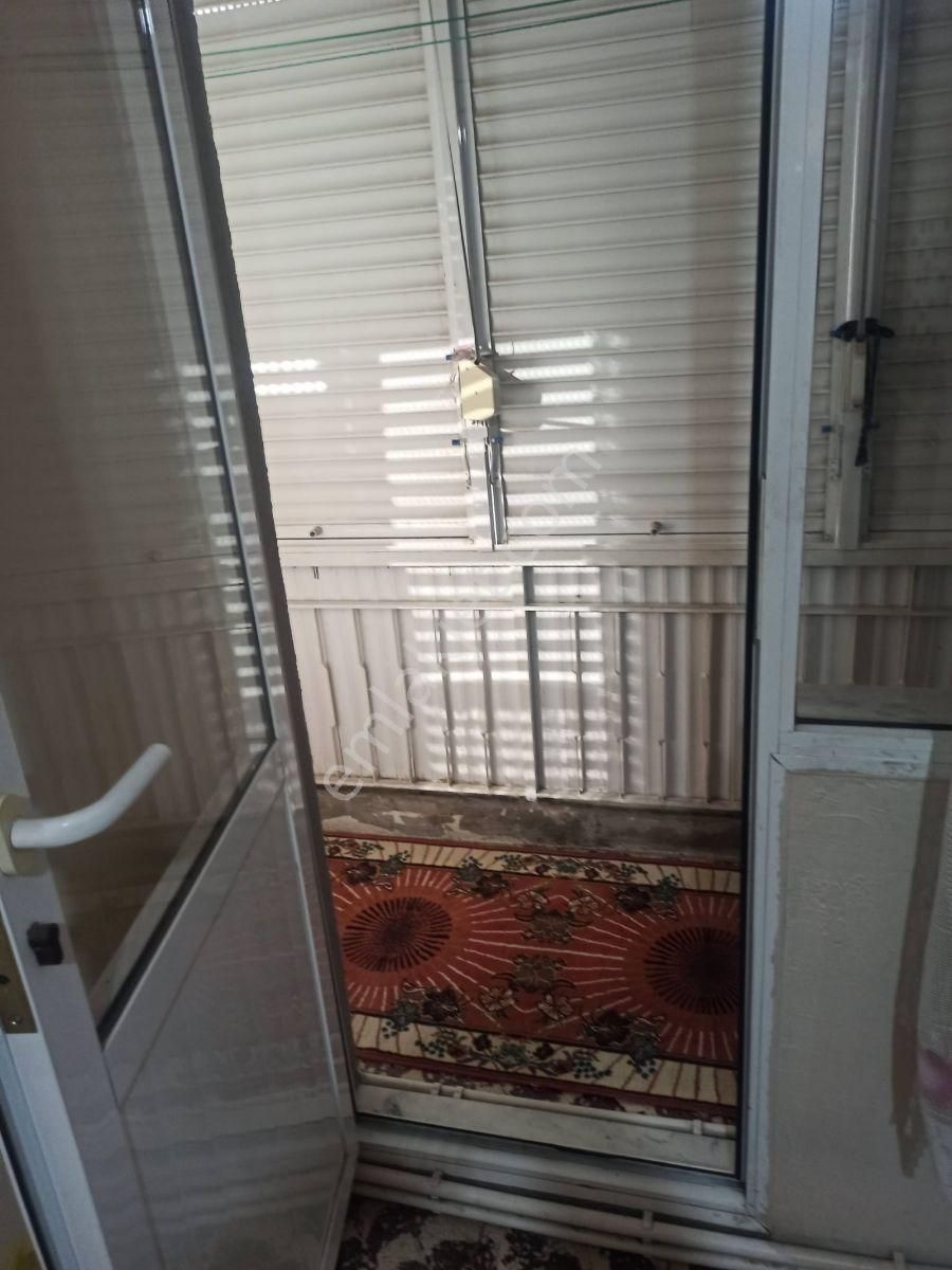 Buca Menderes Caddesinde Eşyalı Kiralık Daire - Görsel 16