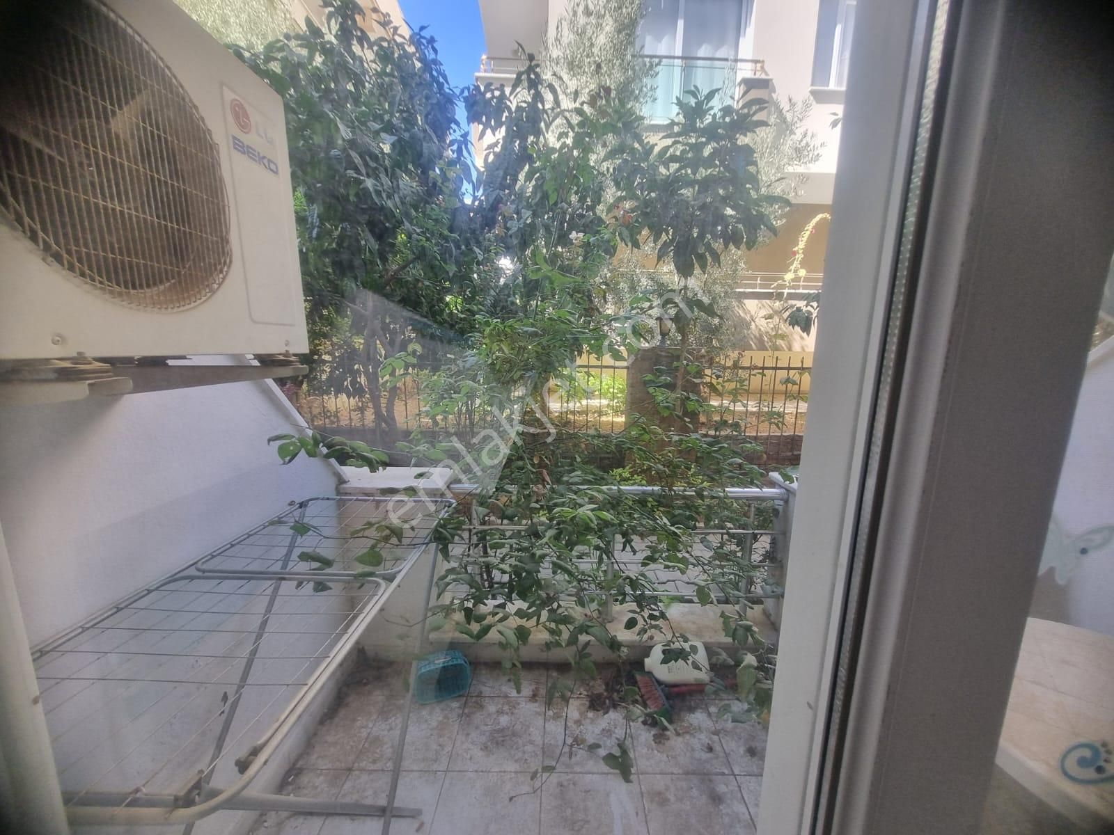 Satılık 1+1 Eşyalı Daire/havuzlu Sitede - Görsel 8