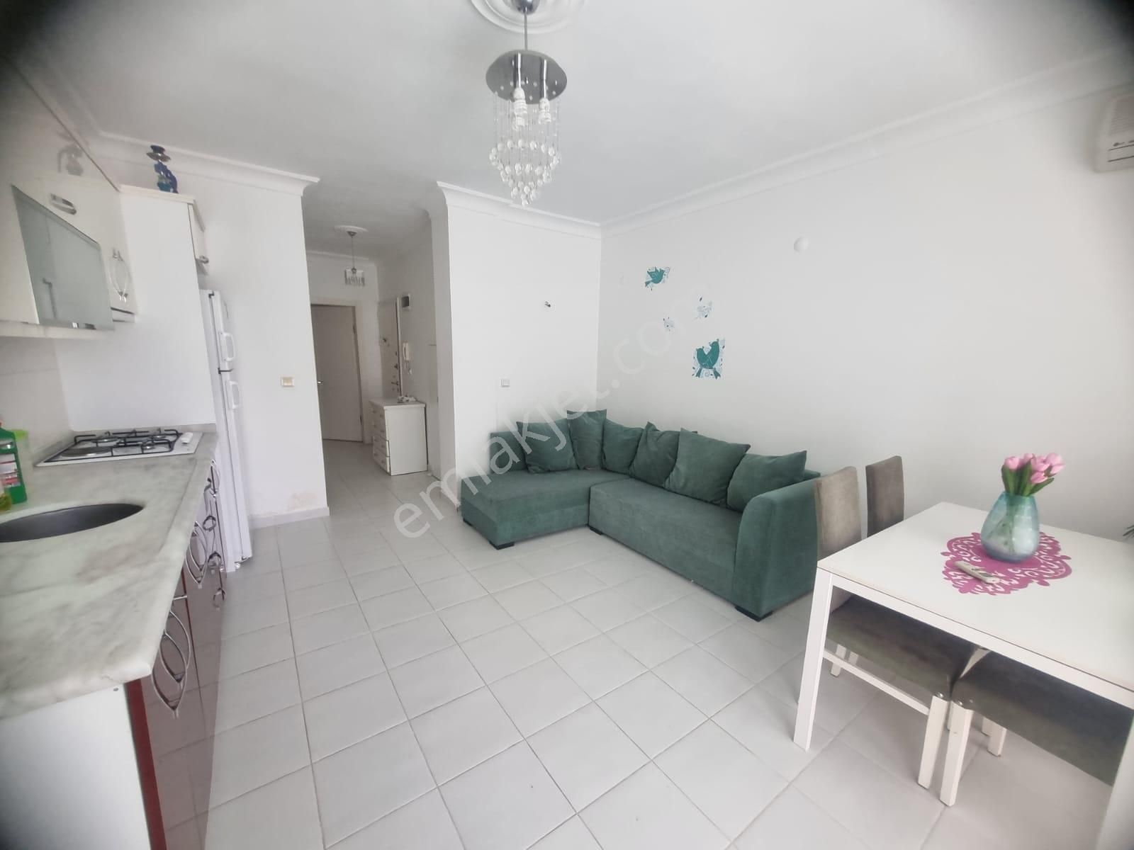 Satılık 1+1 Eşyalı Daire/havuzlu Sitede - Görsel 7