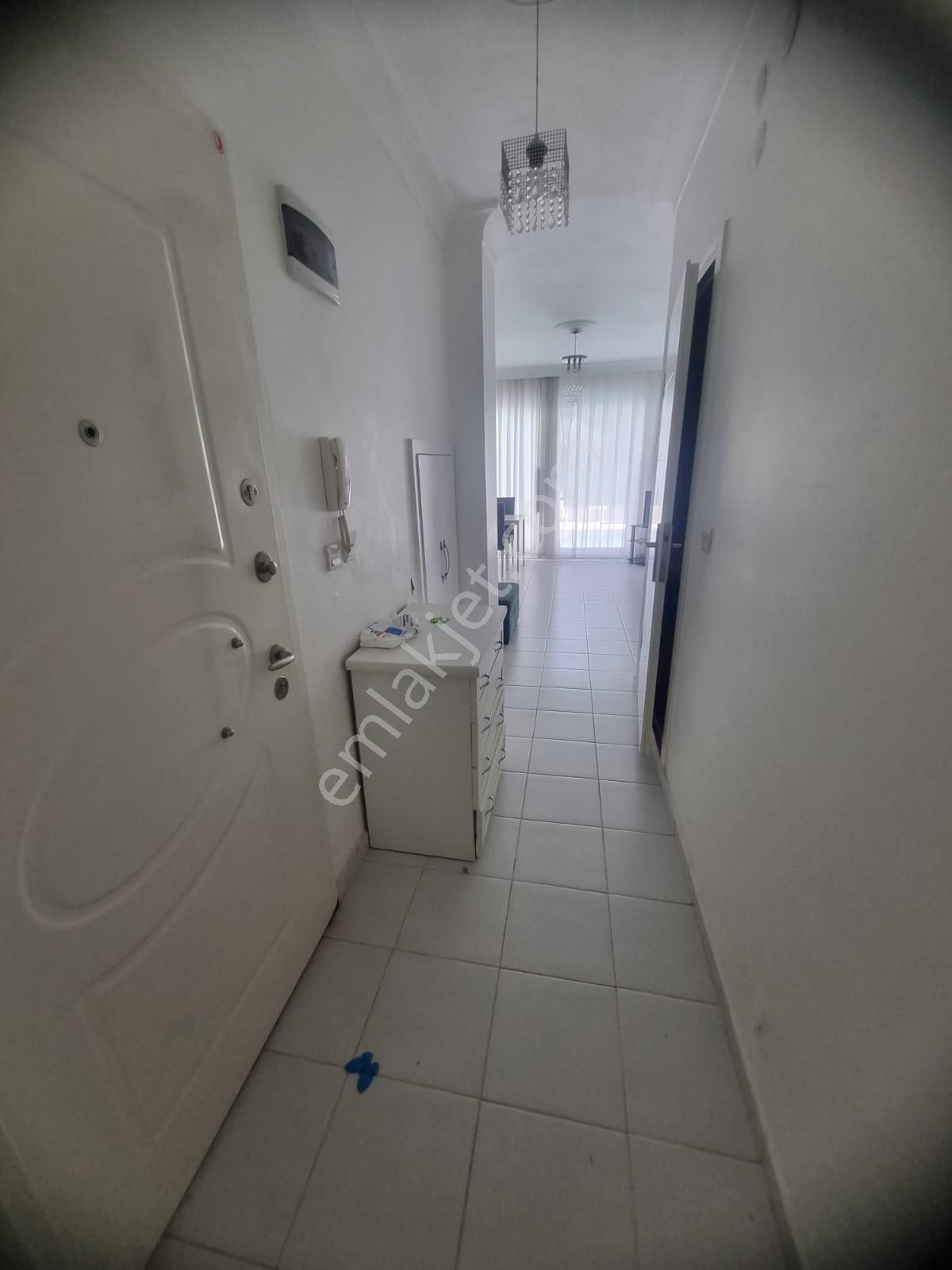 Satılık 1+1 Eşyalı Daire/havuzlu Sitede - Görsel 10