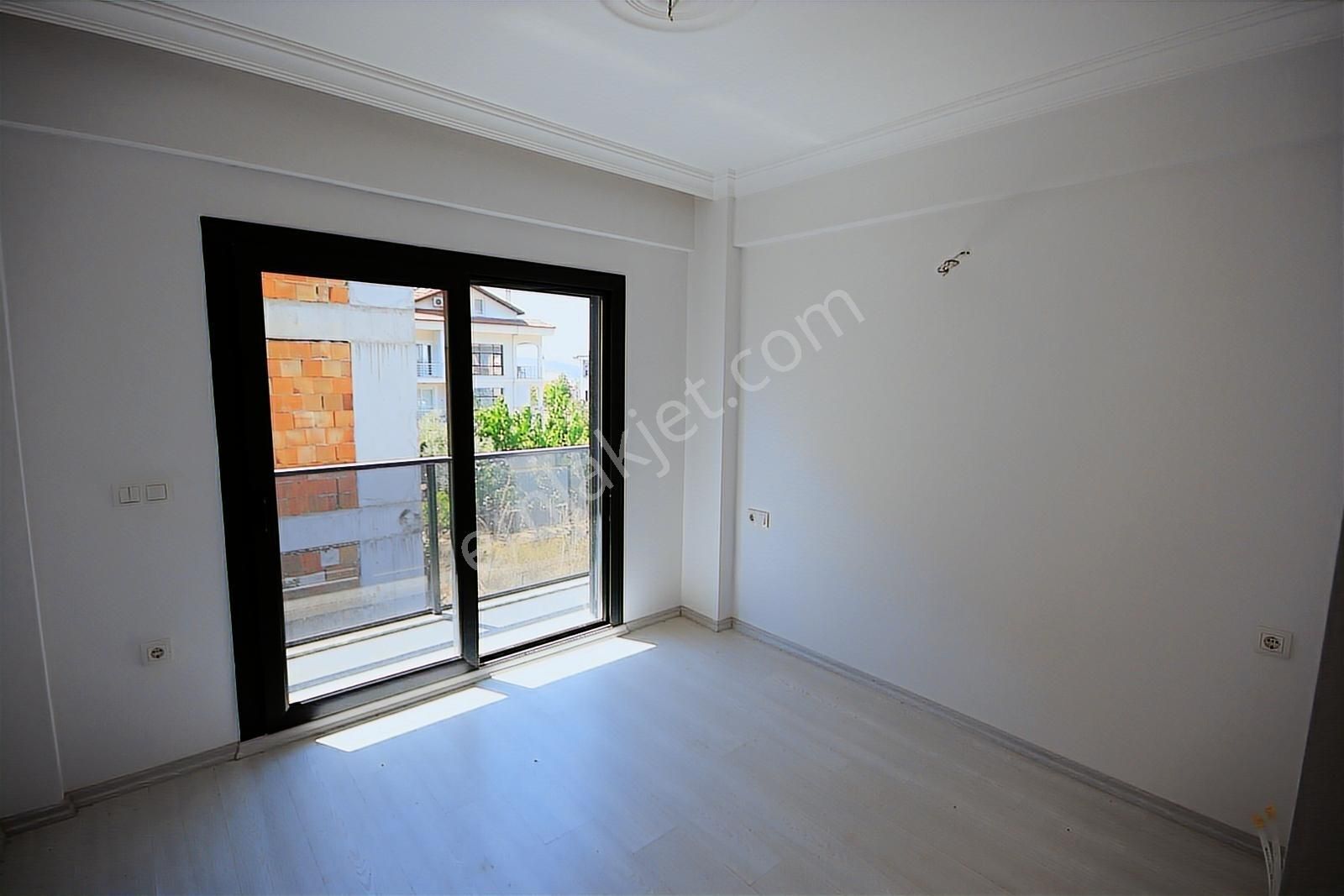 Fethiye Patlangıç'ta Çok Güzel Doğa Manzaralı Satılık 2+1 Daire - Görsel 4