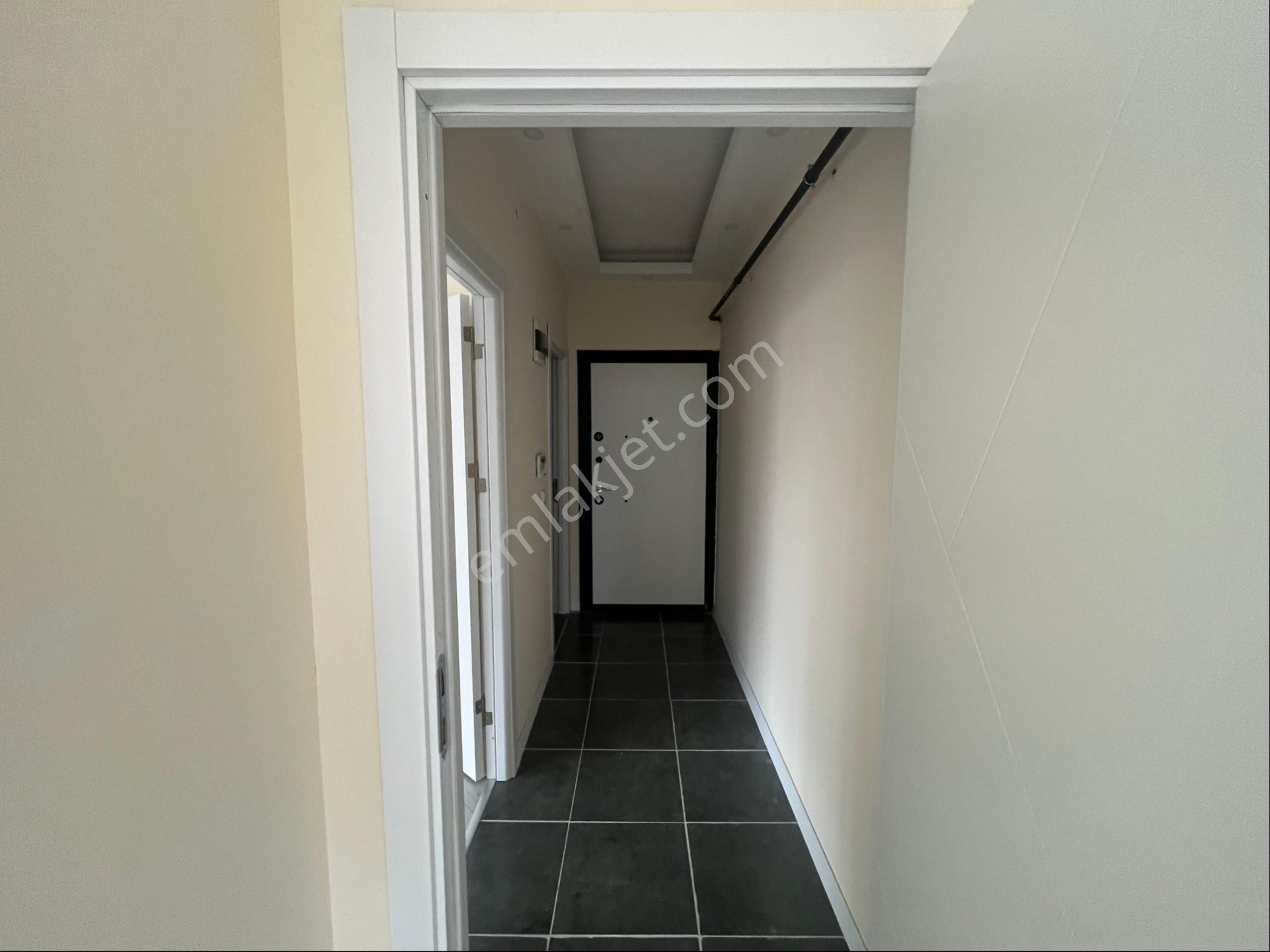 Remax Landden Kiralık 1+1 Daıre, Kapaklının En Merkezi Konumu - Görsel 14