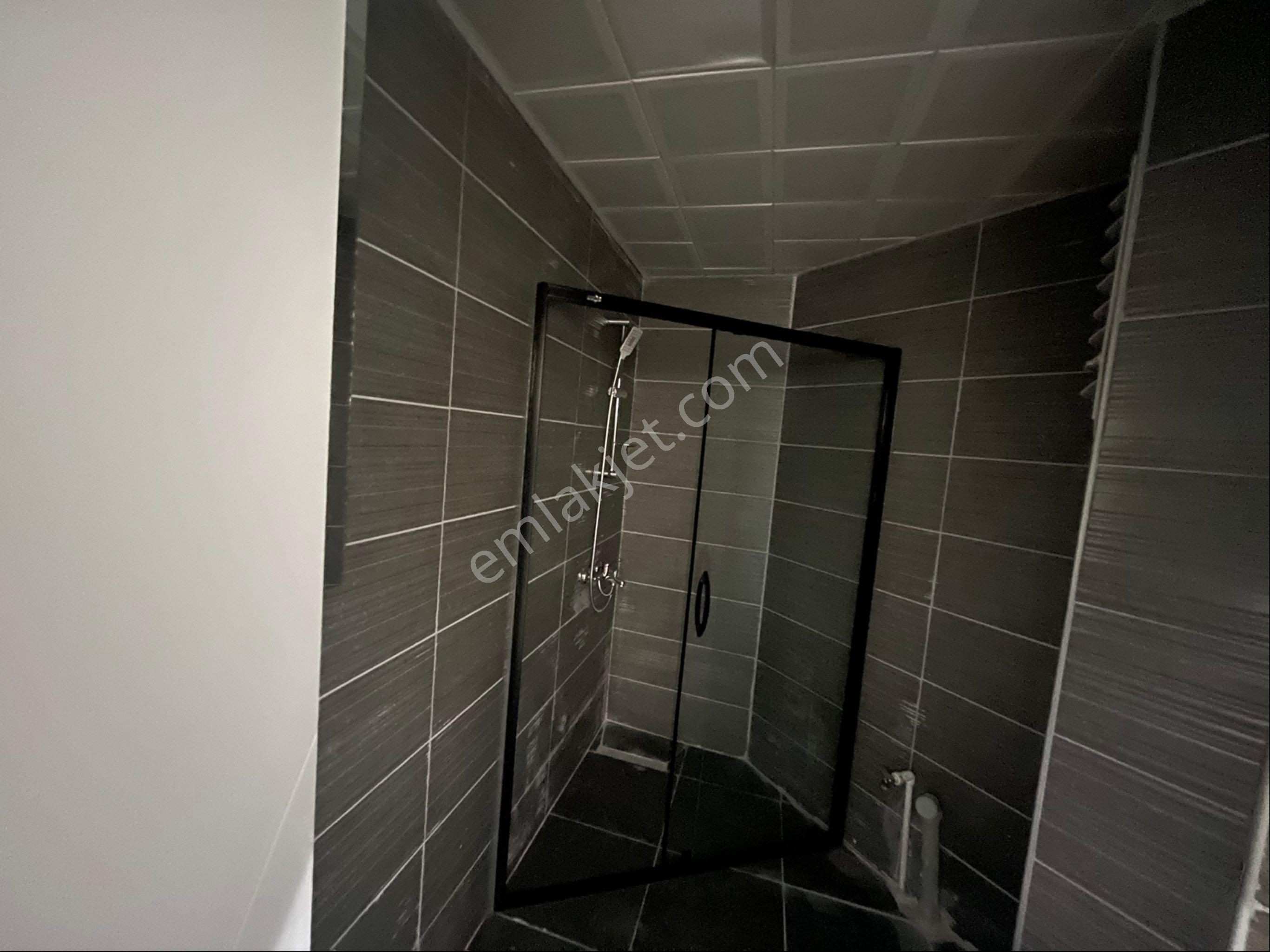Remax Landden Kiralık 1+1 Daıre, Kapaklının En Merkezi Konumu - Görsel 12