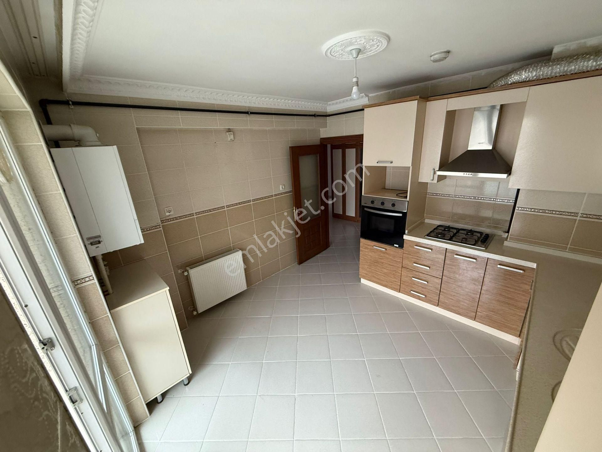 Vatan'dan Uyanış'ta Evcil Hayvanlar Parkı Yakını Asansörlü 4+1 Ebeveyn Banyolu Asansörlü Satılık - Görsel 2