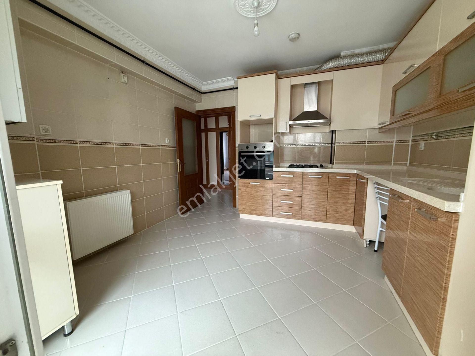 Vatan'dan Uyanış'ta Evcil Hayvanlar Parkı Yakını Asansörlü 4+1 Ebeveyn Banyolu Asansörlü Satılık - Görsel 5