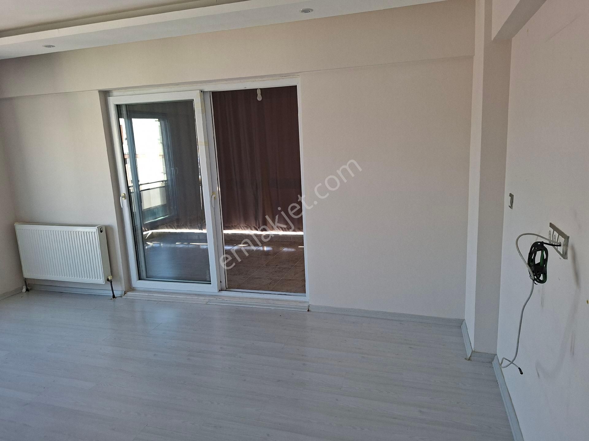 Yeşil Mahallede Kiralık Ferah 3+1 - Görsel 17