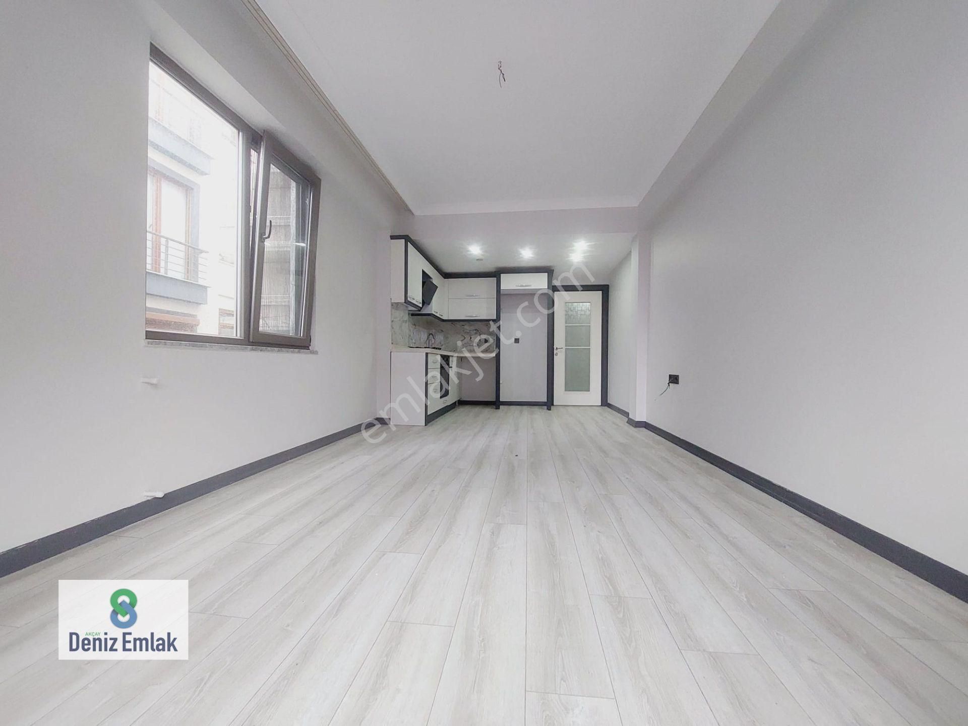 Denizden Akçayda Ön Cephe Yeni Binada Satılık 1+1 Daire. - Görsel 20