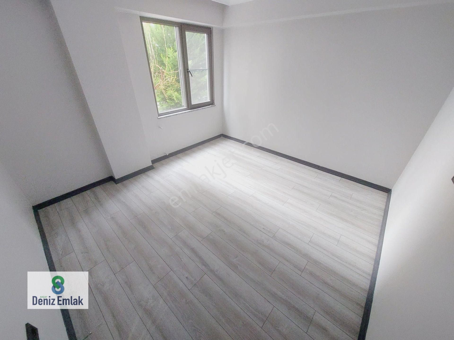 Denizden Akçayda Ön Cephe Yeni Binada Satılık 1+1 Daire. - Görsel 33