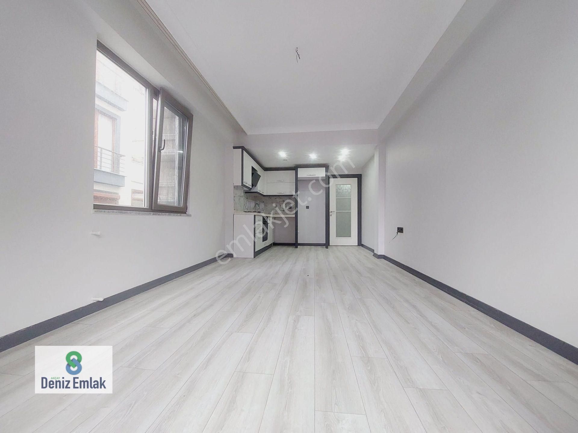Denizden Akçayda Ön Cephe Yeni Binada Satılık 1+1 Daire. - Görsel 31