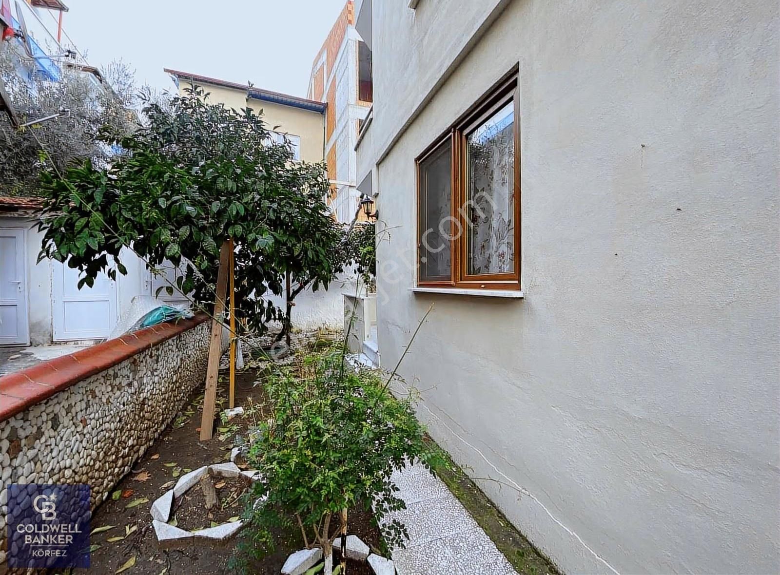Altınoluk'ta Denize 100 Metre Mesafede Eşyalı Kiralık 2+1 Daire - Görsel 24