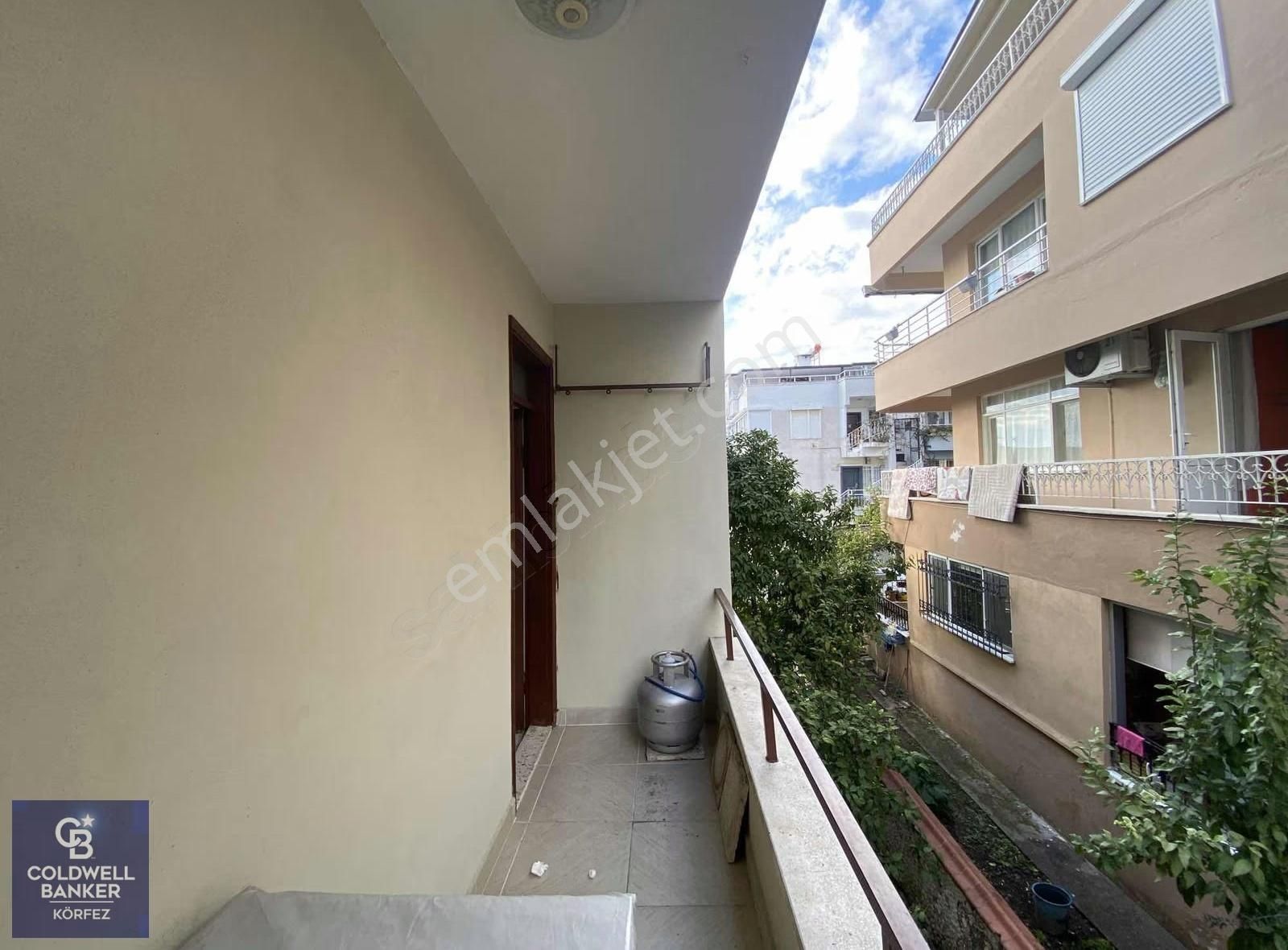 Altınoluk'ta Denize 100 Metre Mesafede Eşyalı Kiralık 2+1 Daire - Görsel 13